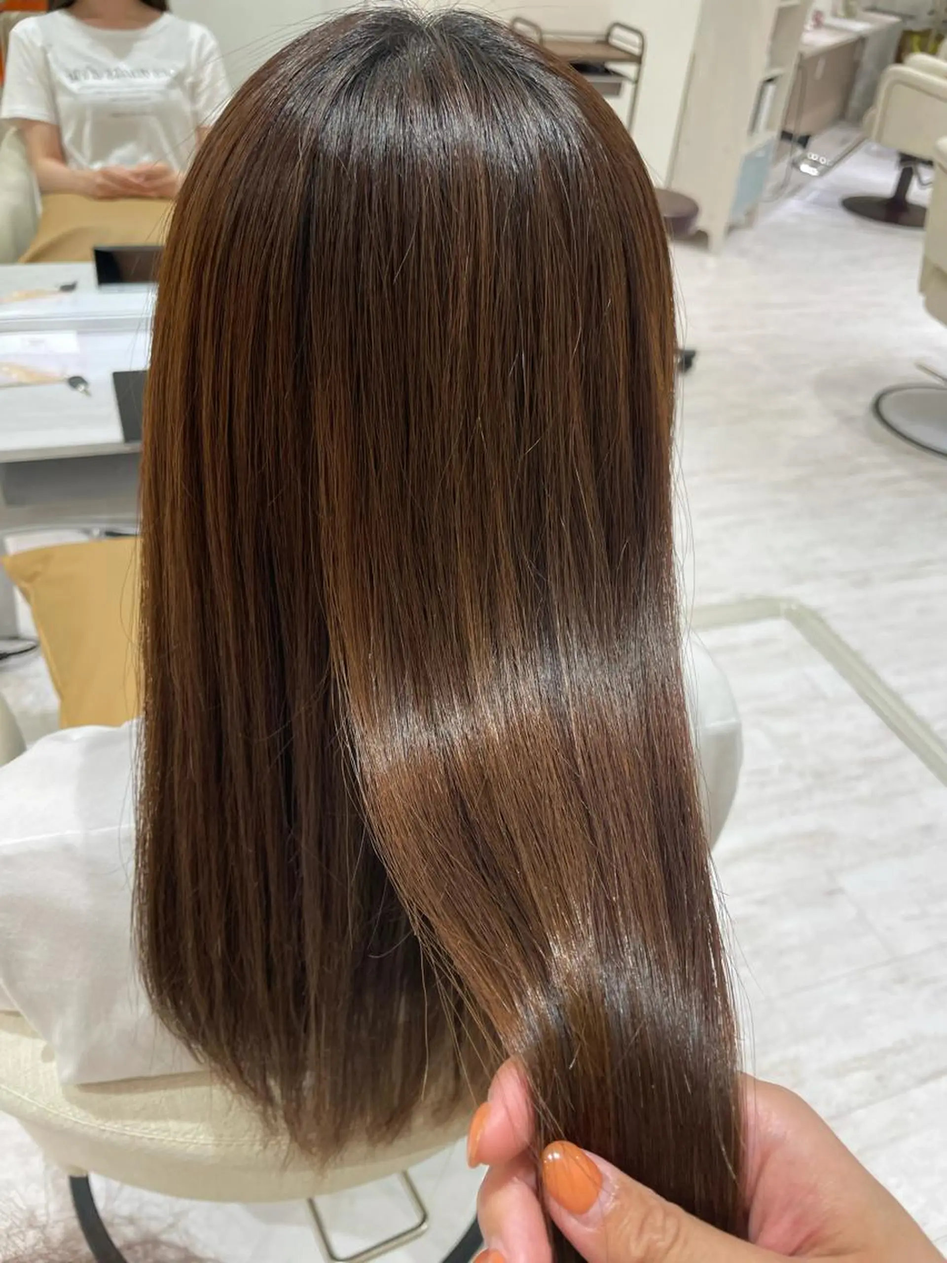 ロング カラー トリートメント 酸熱トリートメント カット ヘアカラー トリートメント ボブ支持率NO1 🌈CHIKAのヘアスタイル