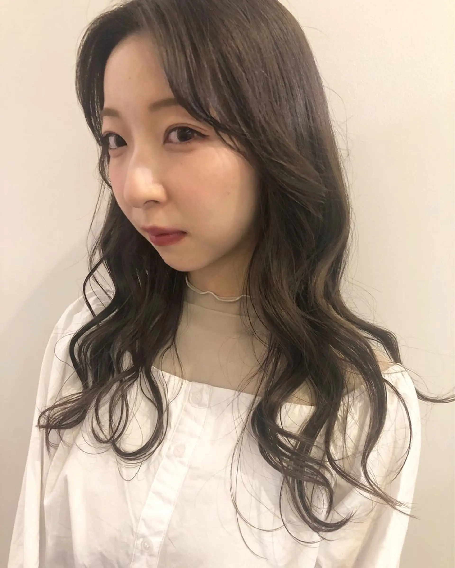 ロング カラー アッシュ オリーブアッシュ レイヤー/お顔まわり 暖色カラー🍑Amiのヘアスタイル