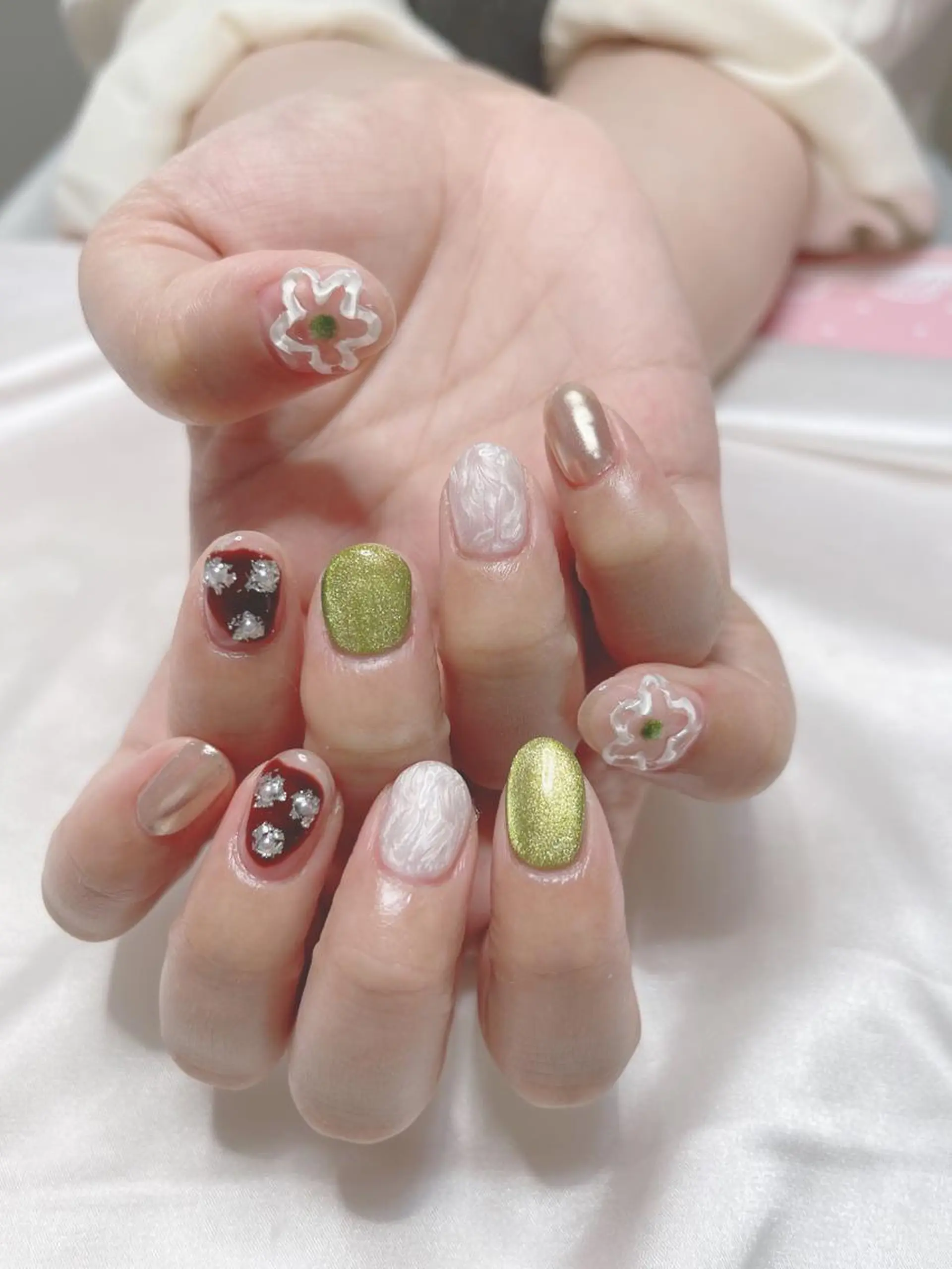 ネイル ジョリ kasumi🌹💅のネイルデザイン