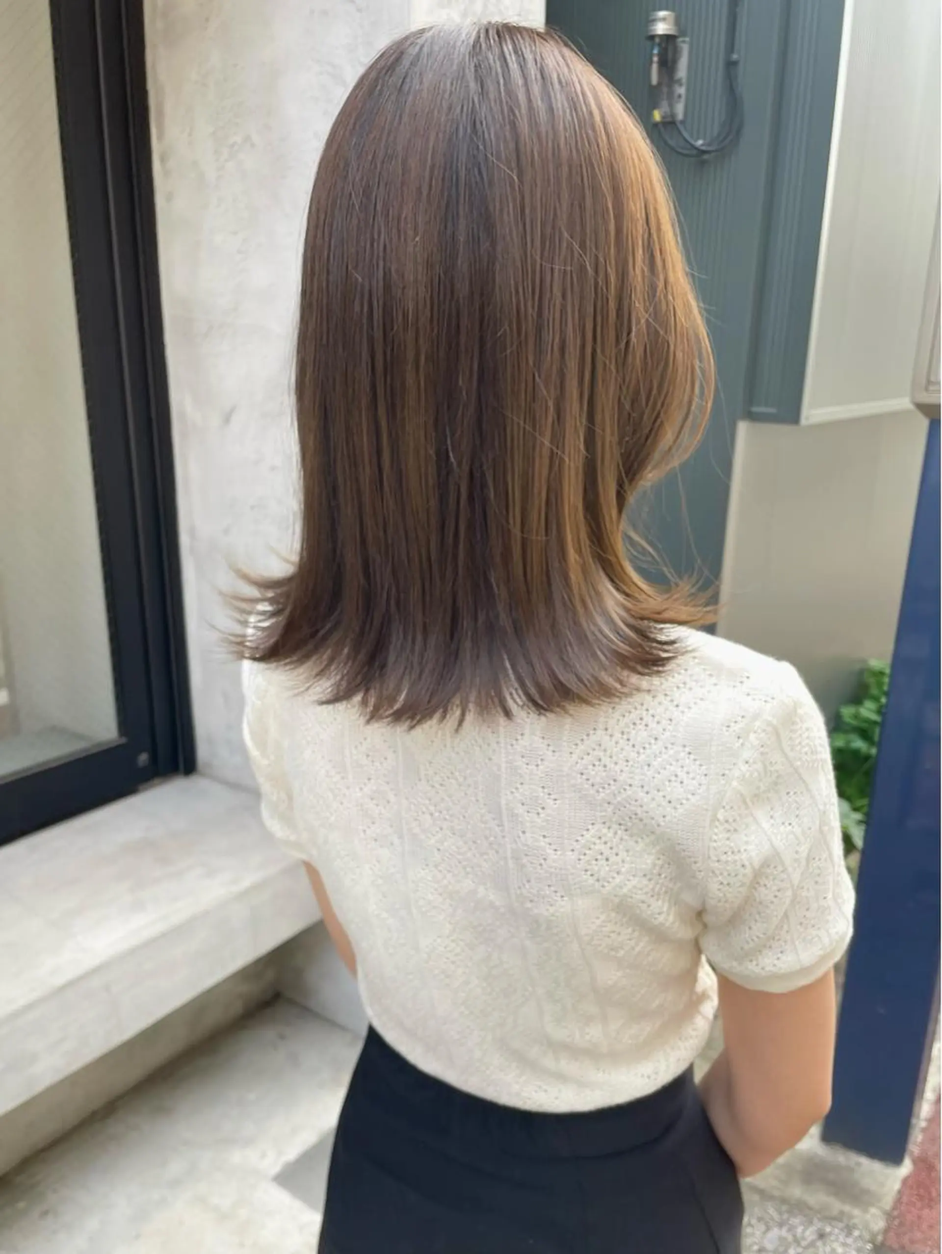 ミディアム カラー 🩰オリーブ/ ベージュ松本咲花🩰のヘアスタイル