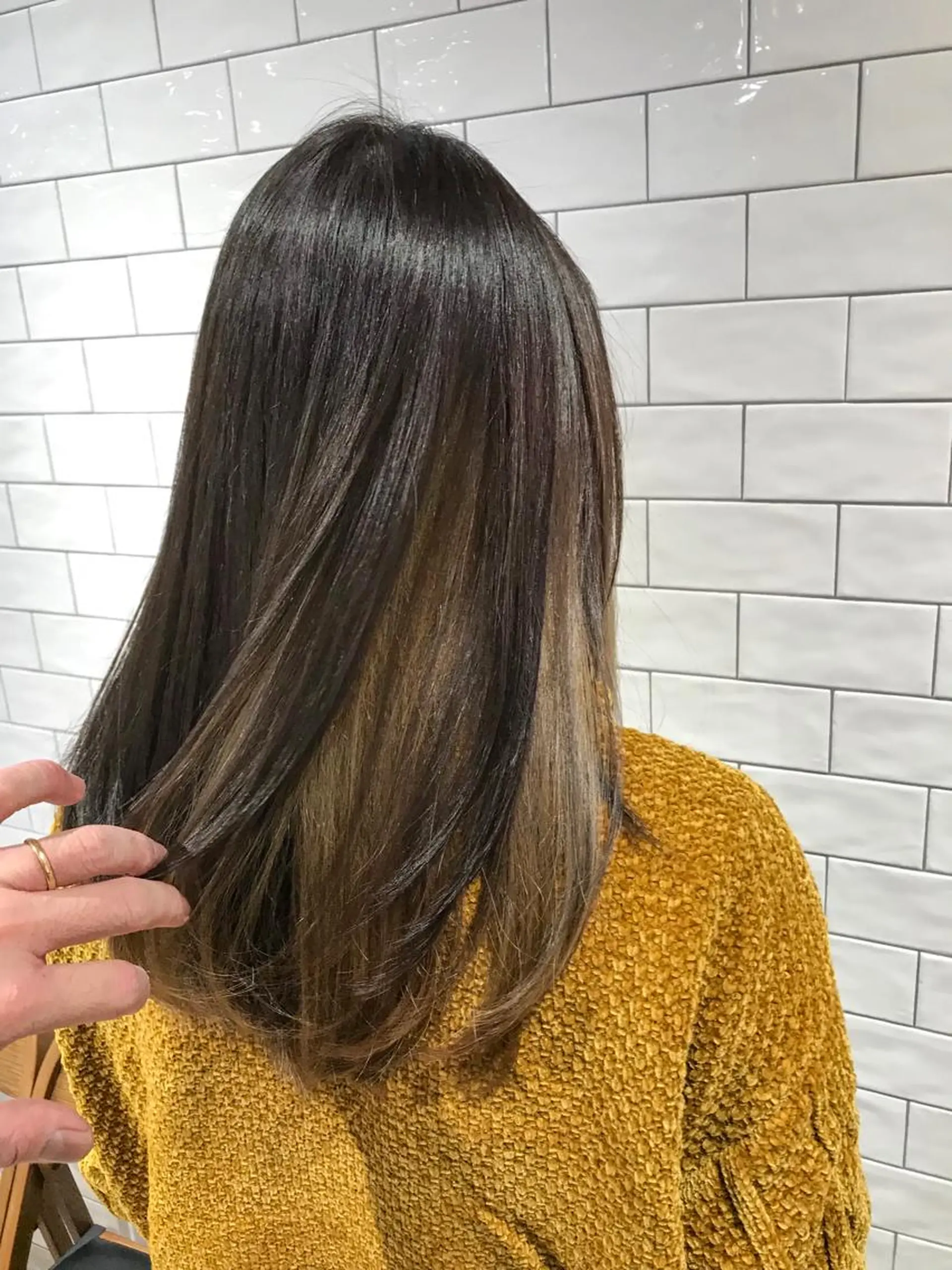 セミロング カラー 原山 直人のヘアスタイル