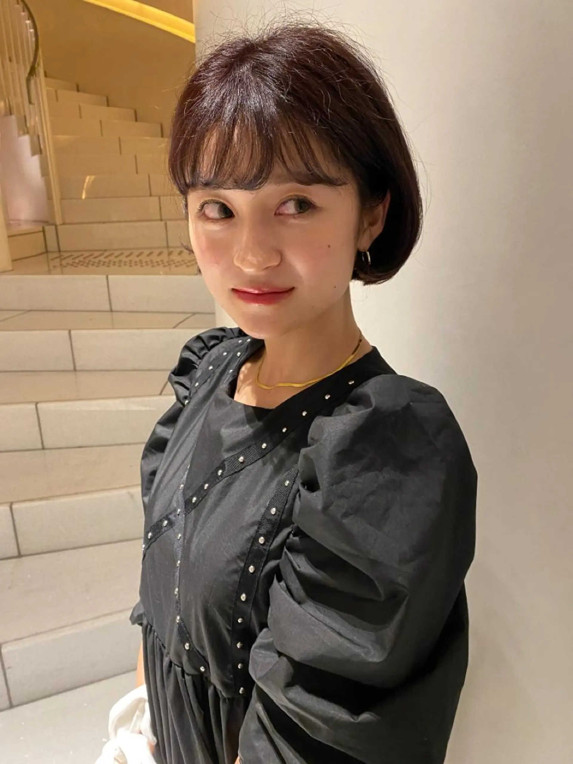 ショート カラー Lolonois梅田 スタッフのヘアスタイル