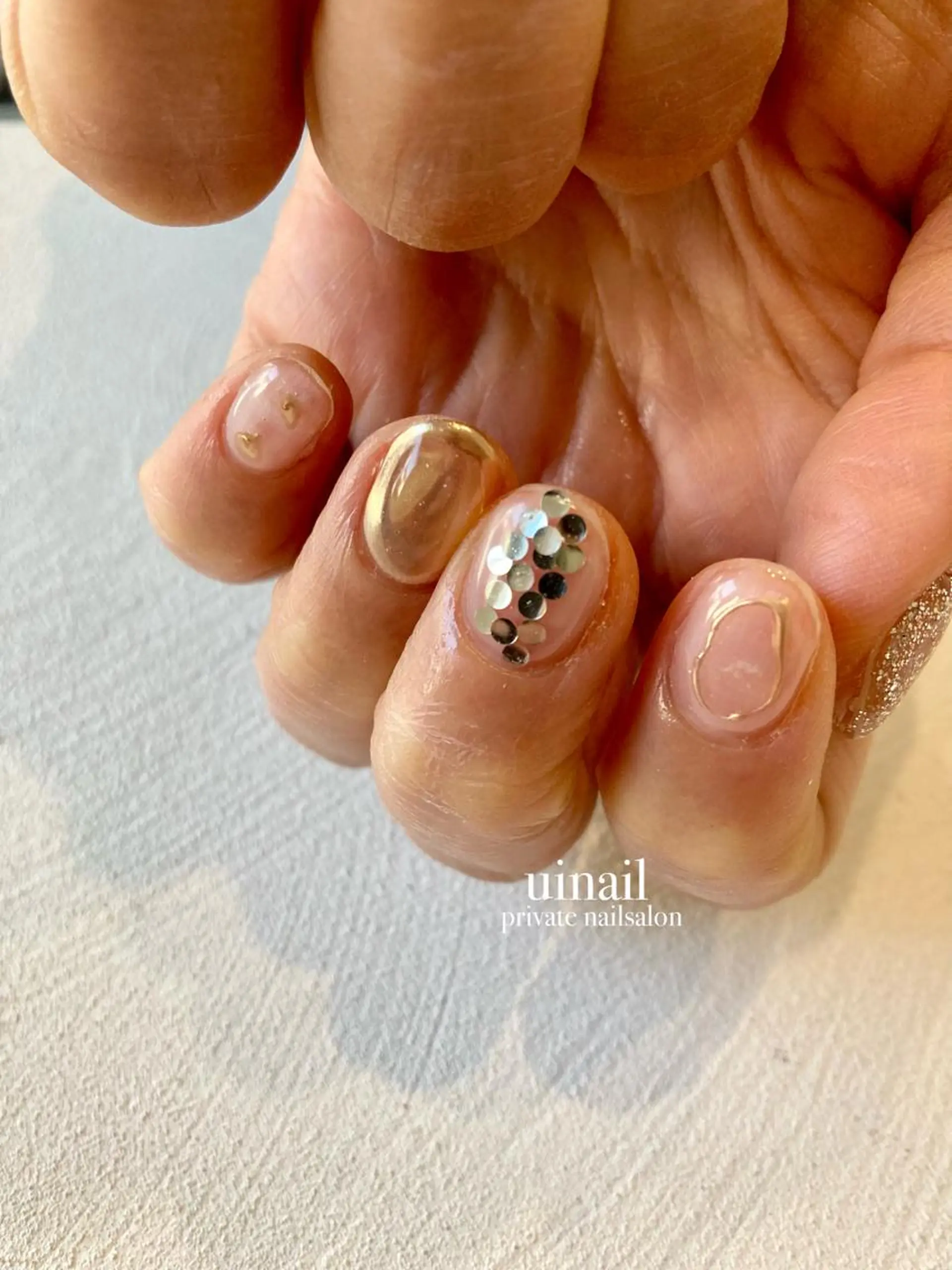 ネイル 持ち込み ニュアンスネイル ハンドネイル uinail mariのネイルデザイン