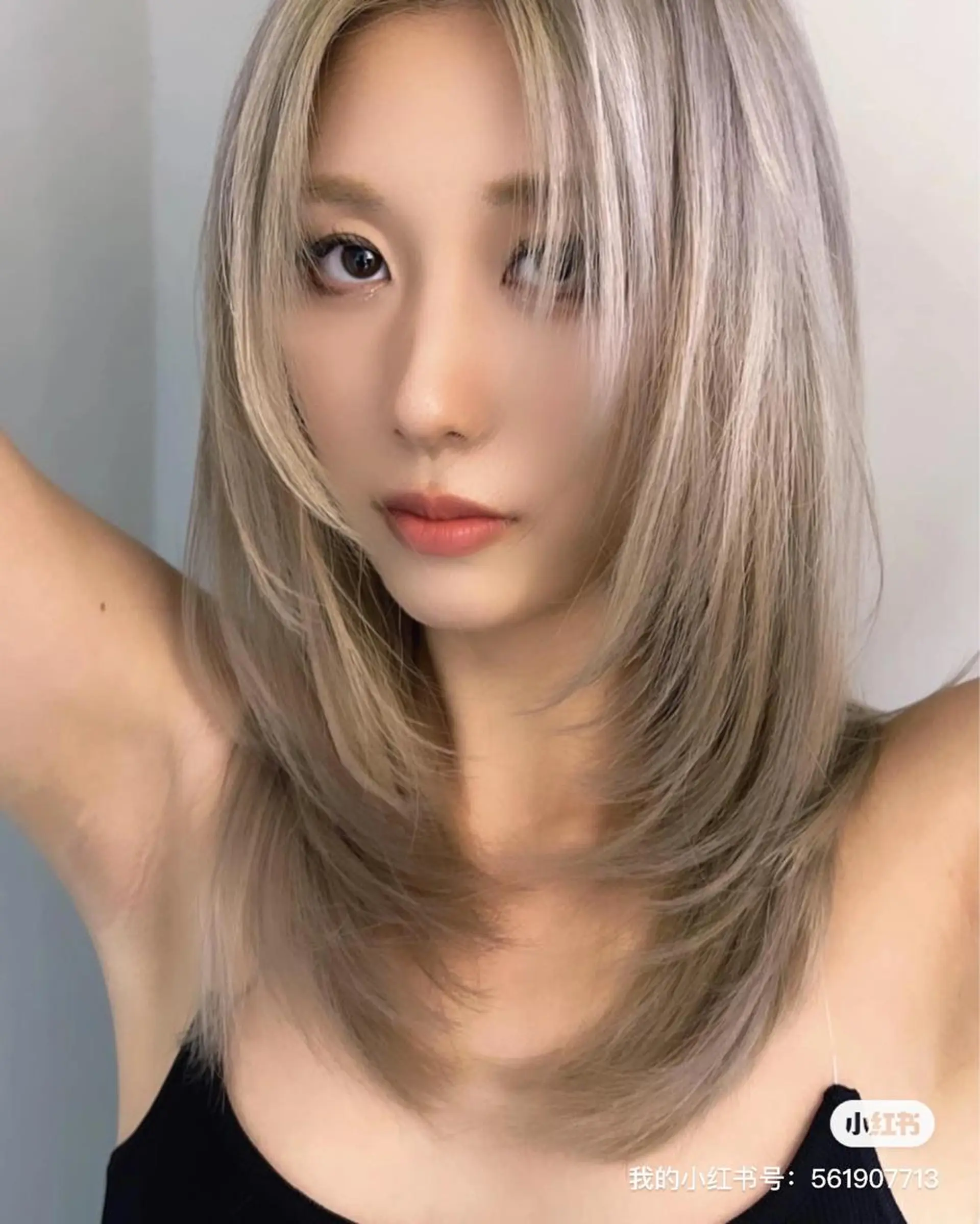 ミディアム カラー 🇨🇳ワンホンヘア 下田鉄也のヘアスタイル