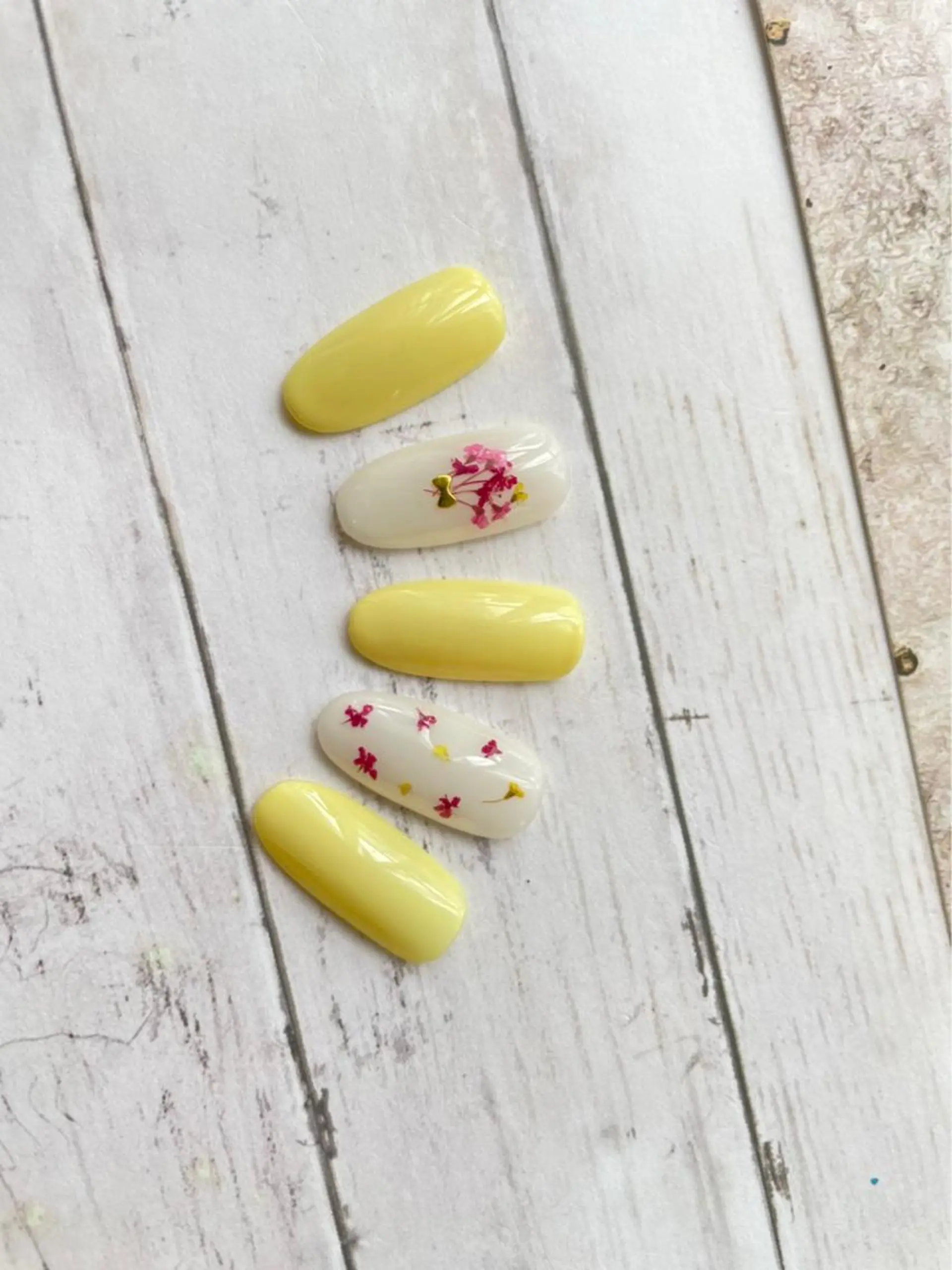 ネイル ビューティーサロン ヘゼリヒのネイルデザイン