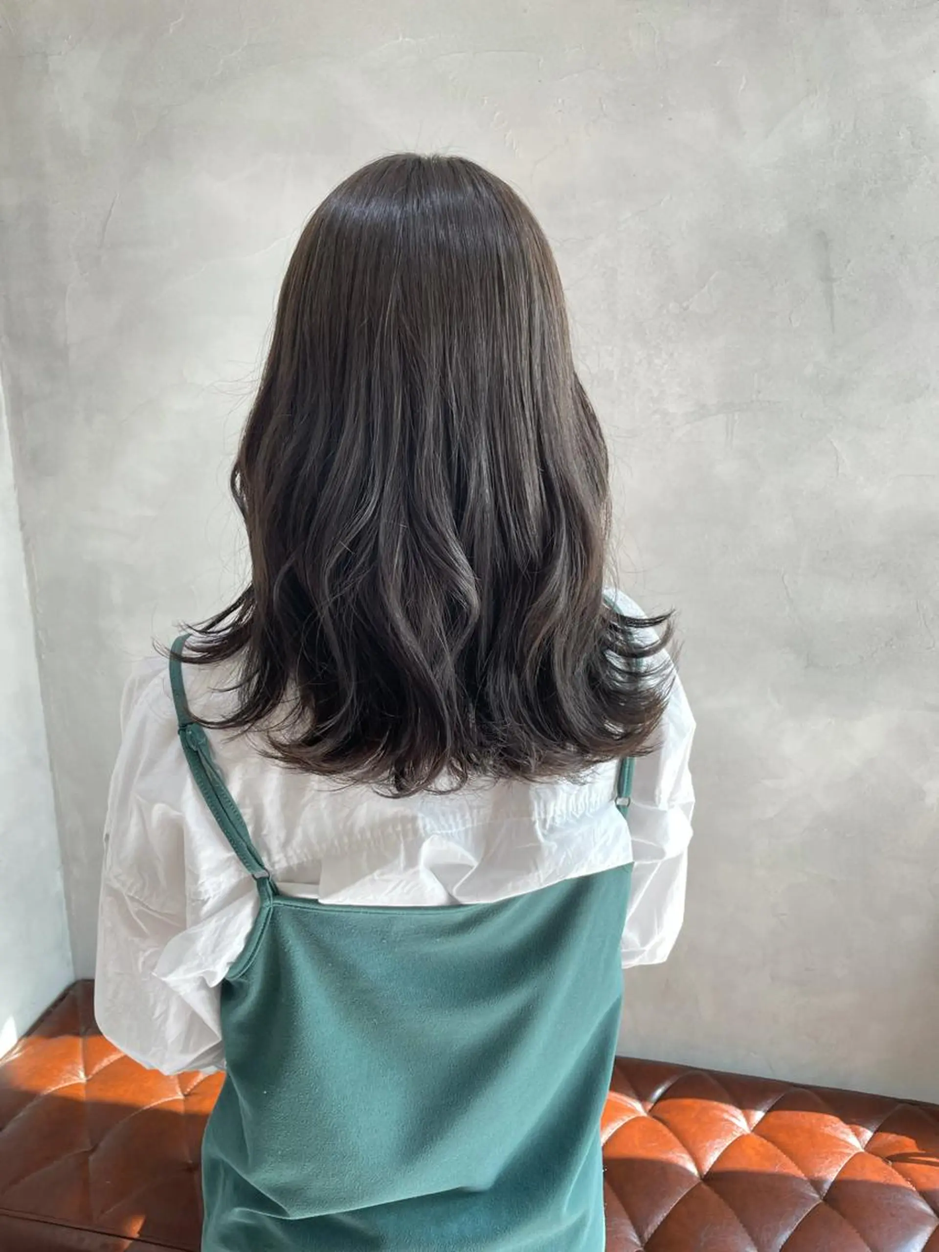 セミロング カラー GO TODAY SHARE SALON 原宿本店所属・ブリーチ/ハイトーン 艶カラー/ユリナのヘアスタイル