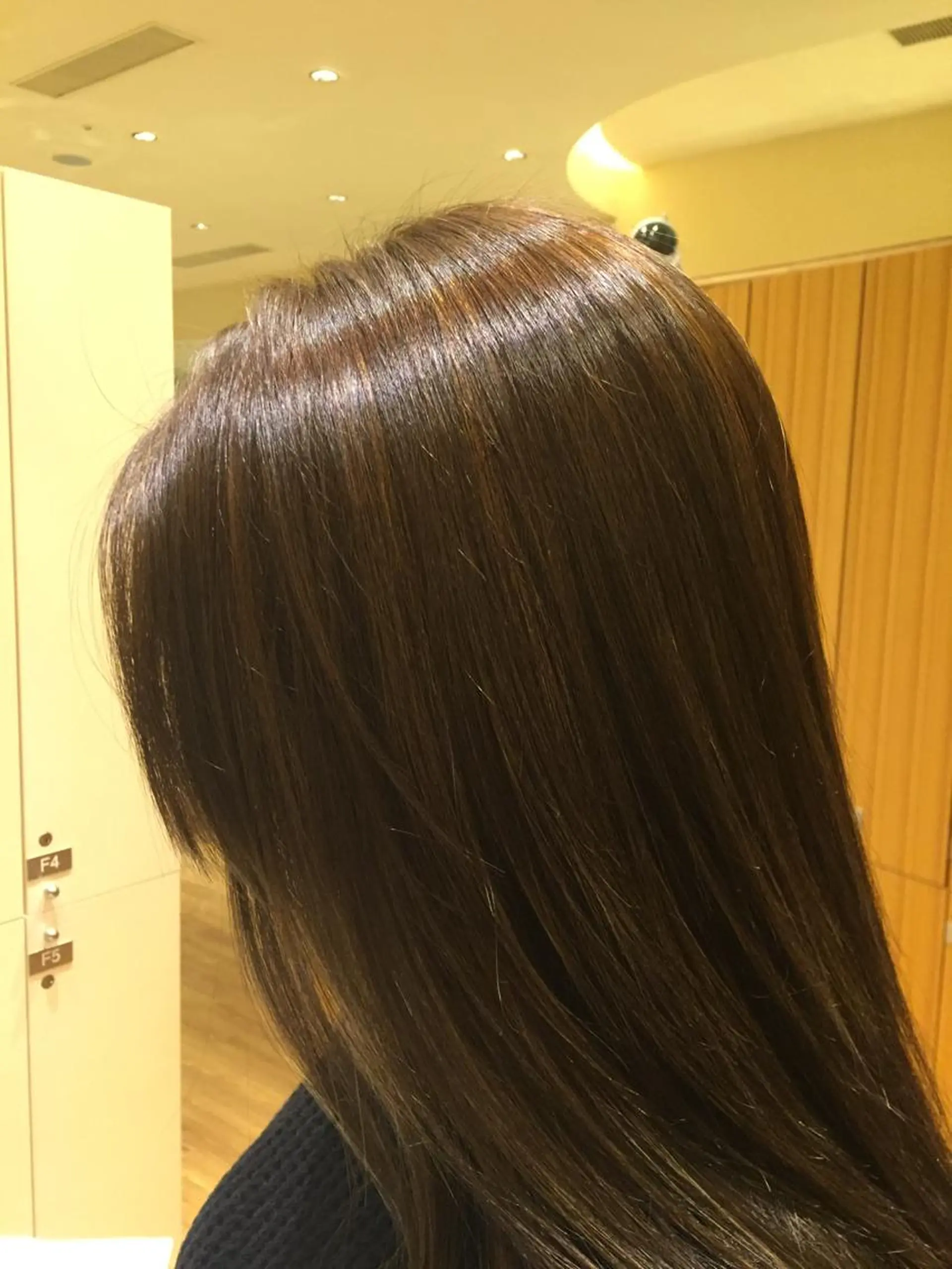 ロング カット ヘアカラー トリートメント reve所属・乾かすだけで艶髪酸性 ストレート髙橋悠耶のヘアスタイル