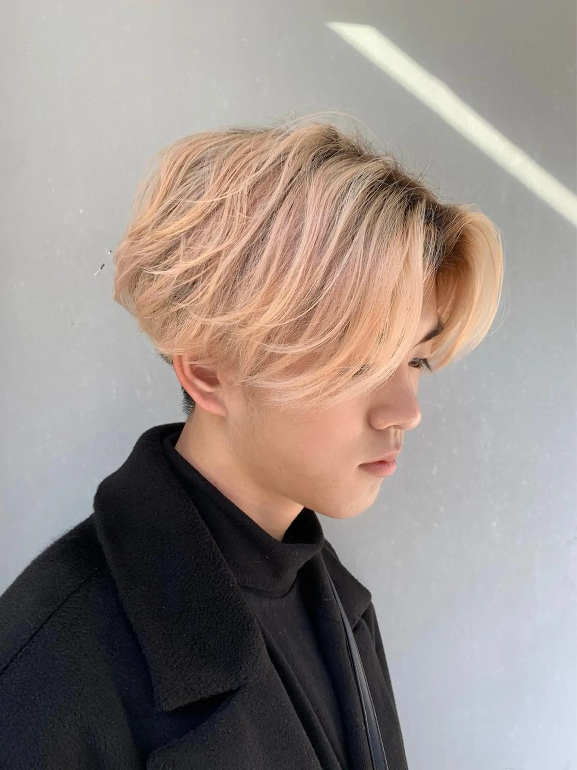カラー メンズ センターパート ヘアカラー 深沢 秀のヘアスタイル
