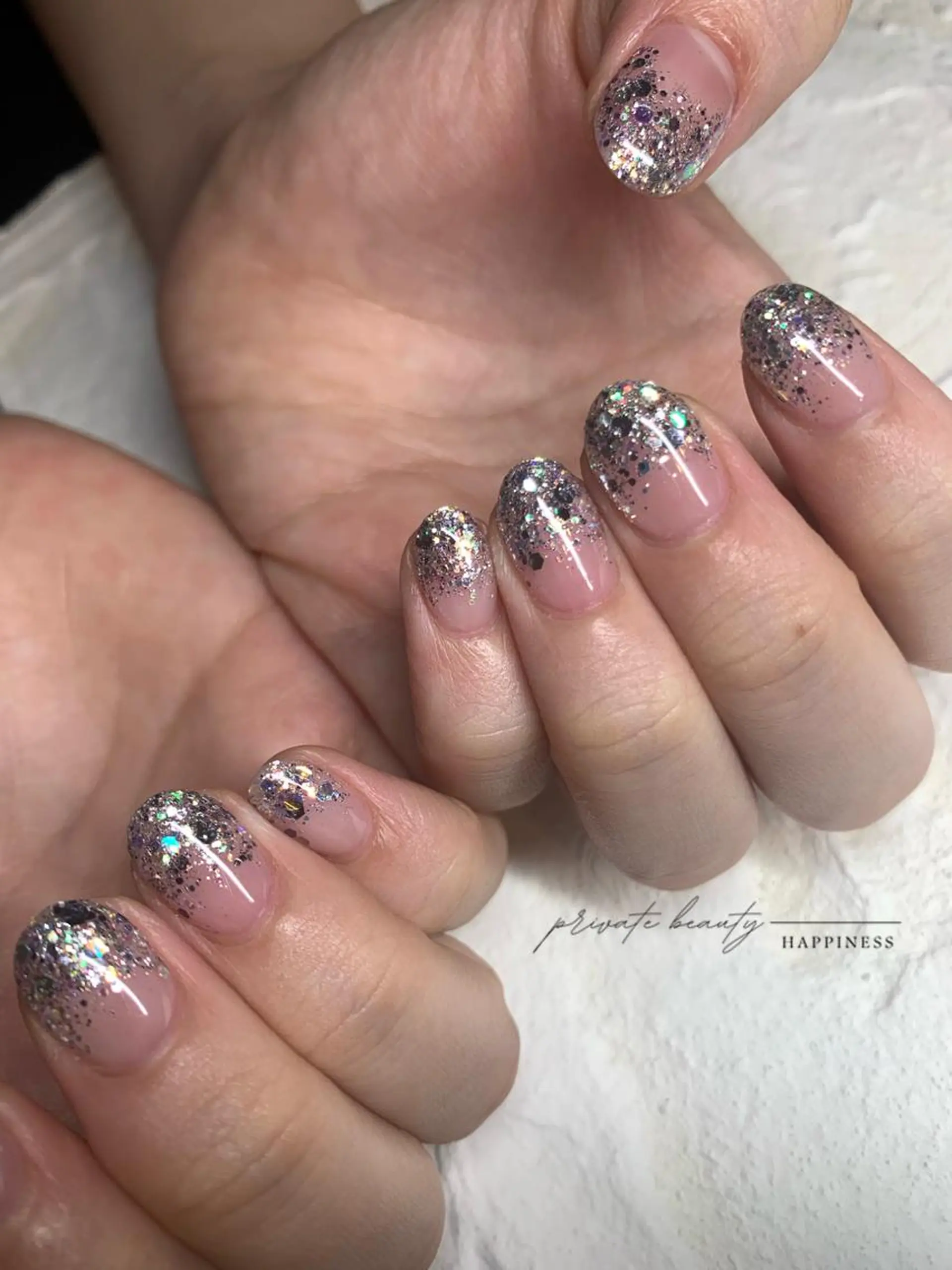 ネイル アートネイル グラデーション ラメ(グリッター) ラメグラデーション スカルプネイル happiness nailのネイルデザイン