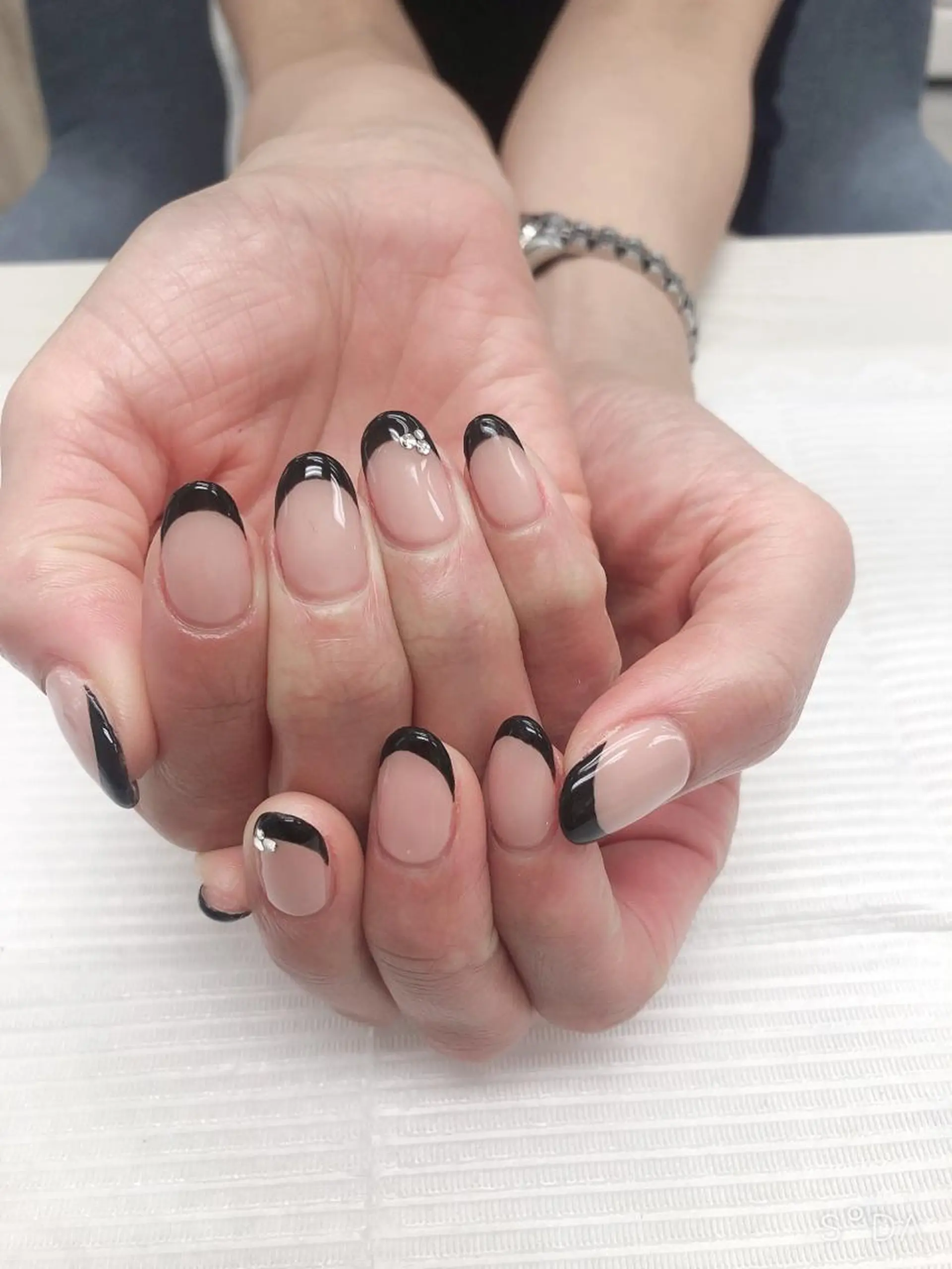 ネイル フレンチネイル 吉野✨ ネイルデザイナー✨のネイルデザイン