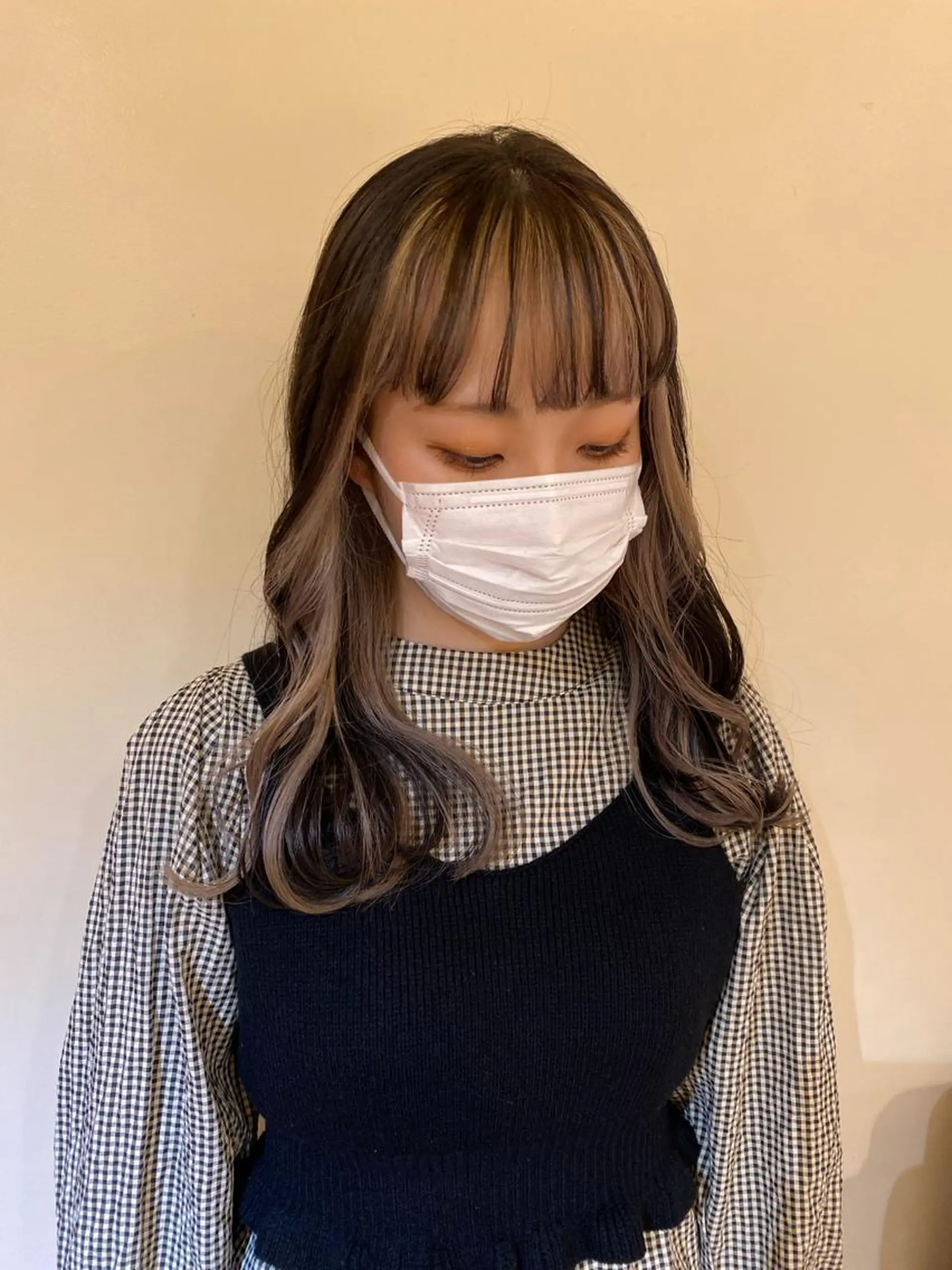 ミディアム カラー コマツリサ ROCCO eastのヘアスタイル