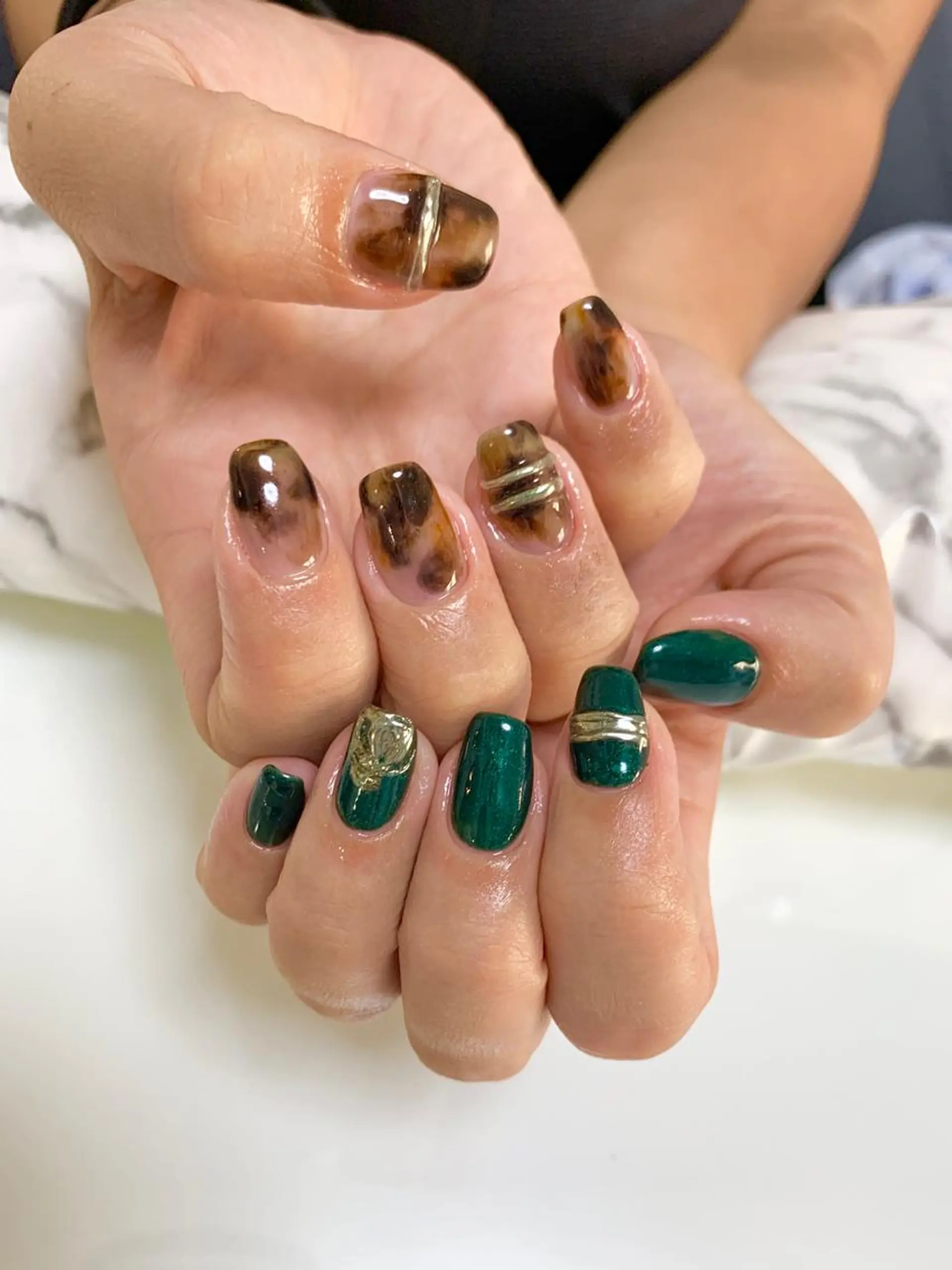 ネイル ハンドネイル 手塚 里奈のネイルデザイン