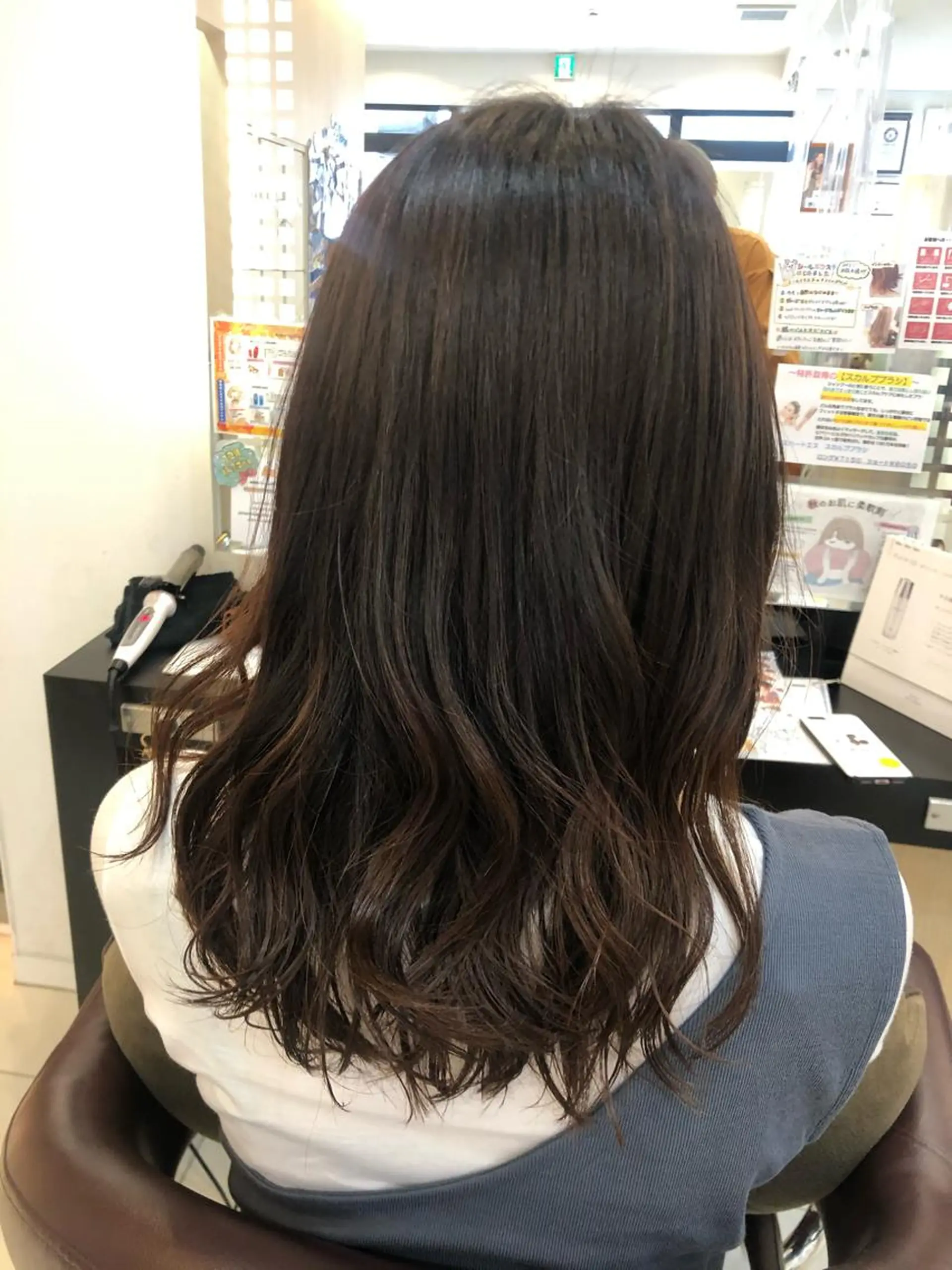 セミロング カラー リリー /Men's/パーマのヘアスタイル