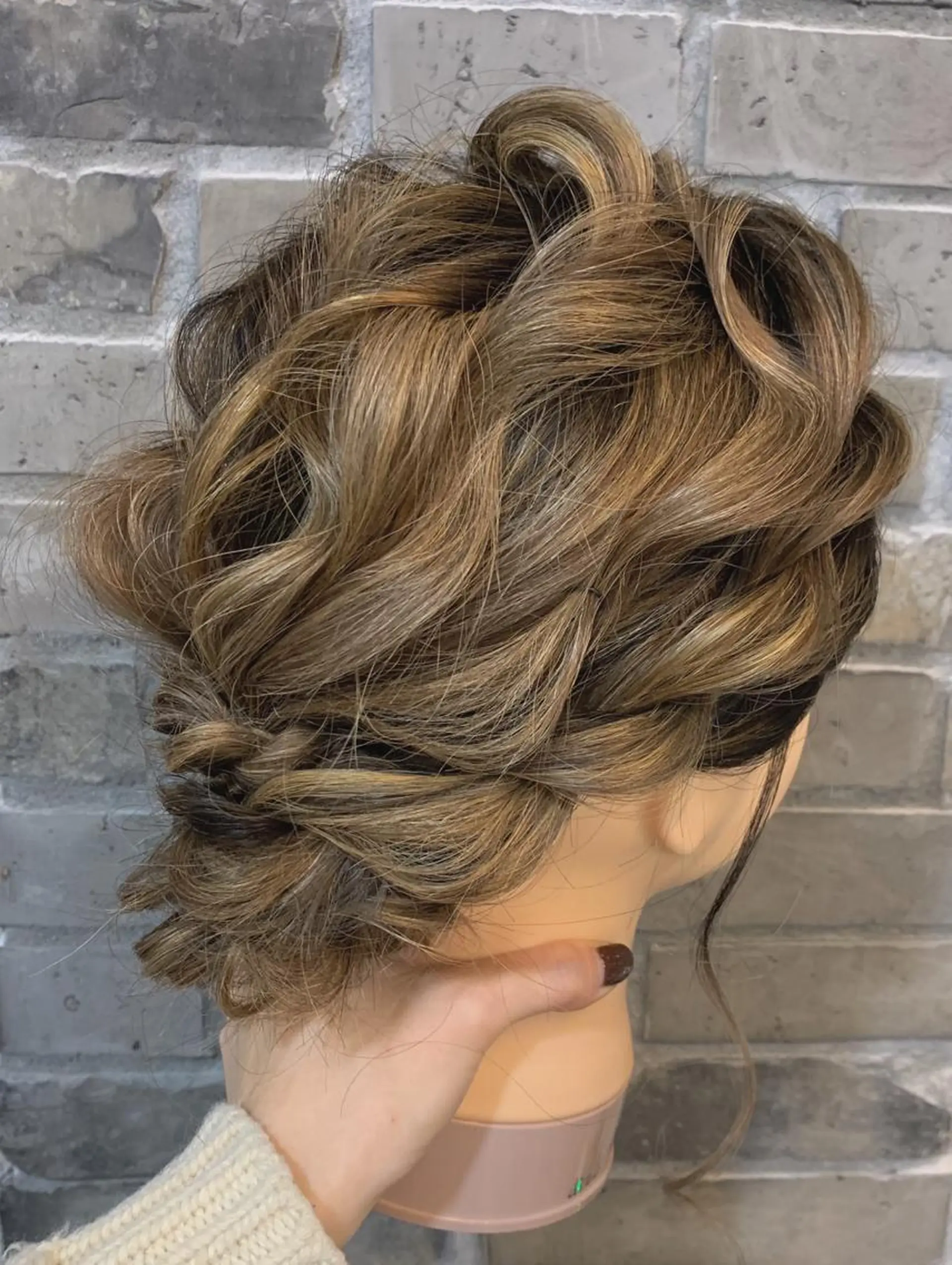 ヘアアレンジ KISS SWAN所属・B E C H I C O〔べち子〕のヘアスタイル