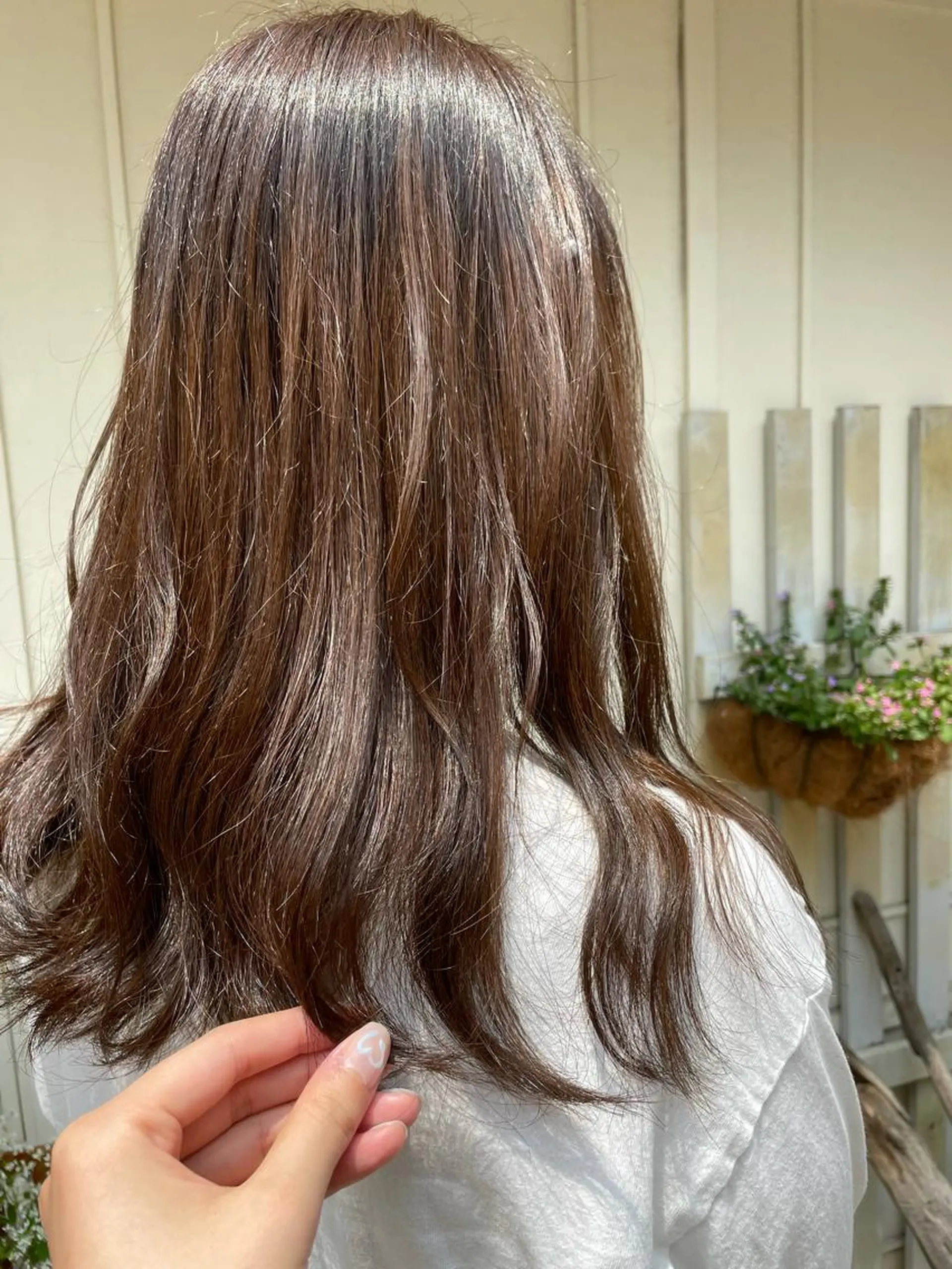 セミロング カラー アッシュ ベージュカラー nia所属・柔らかブラウン/栄/ tomitaのヘアスタイル