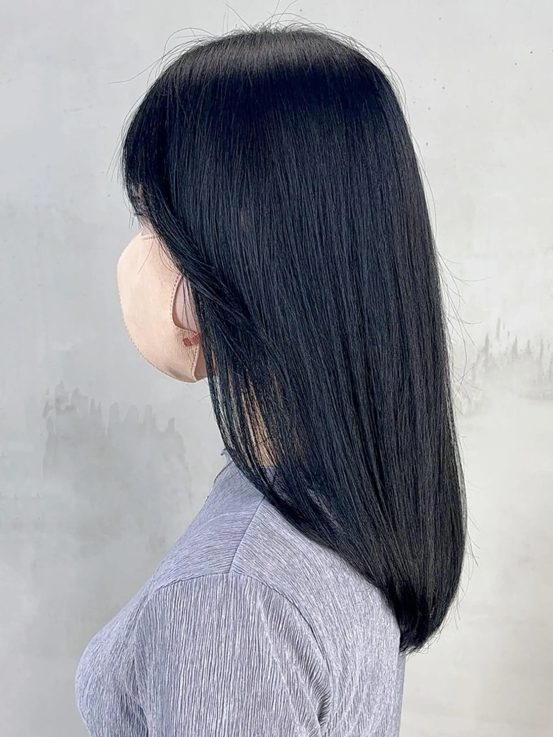 カラー パーマ ヘアアレンジ 黒髪 ネイビーカラー カット ヘアカラー トリートメント ITby ALBUM 北千住店のヘアスタイル