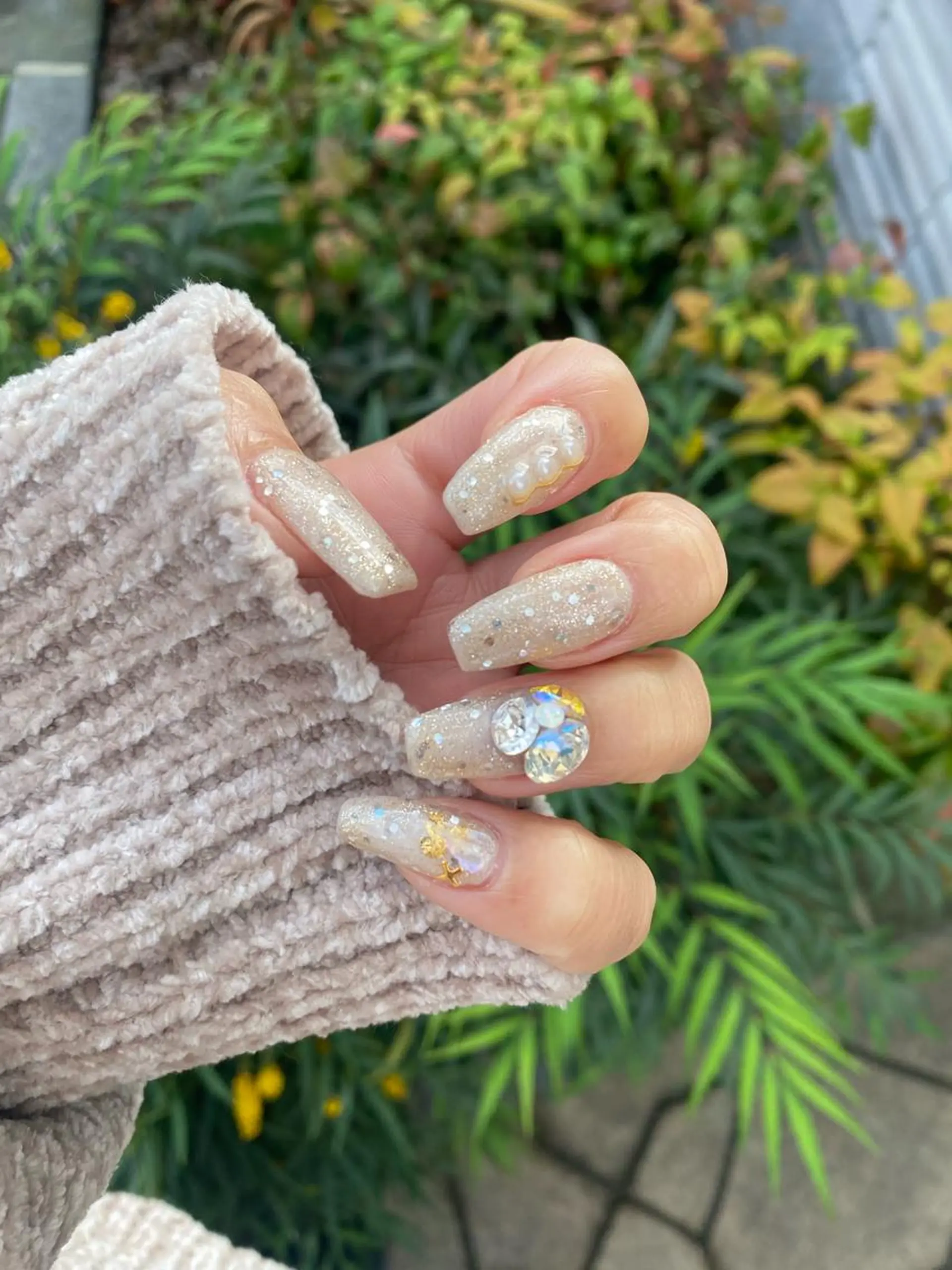 ネイル ハンドネイル ハンドケア ëmma nail_ by chulaのネイルデザイン