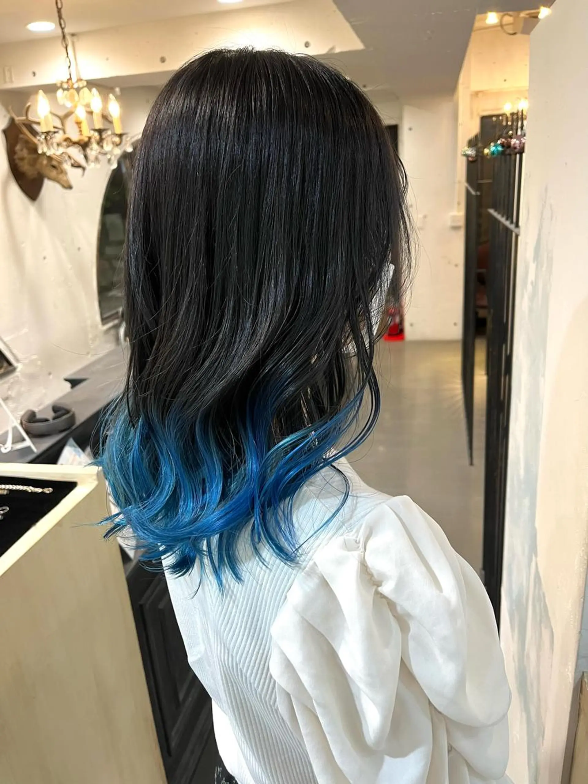 セミロング カラー ヘアカラー カラーが上手い 辻悠月のヘアスタイル