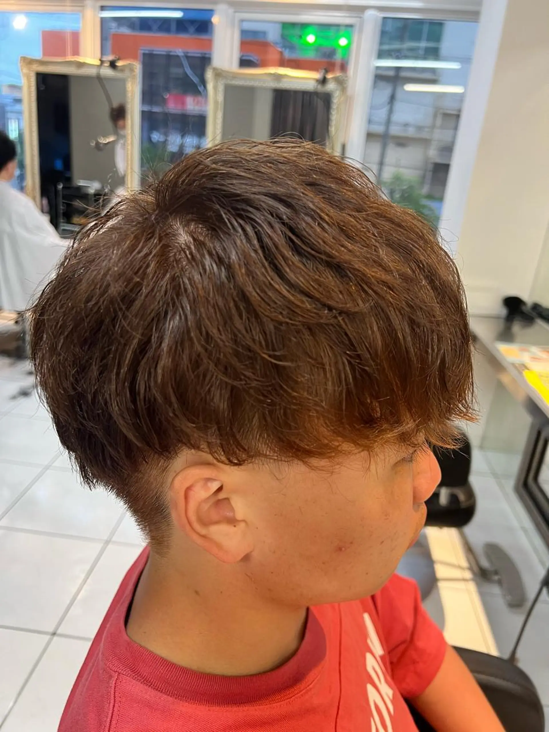 パーマ メンズ センターパート フェードカット カルマパーマ マッシュ メンズパーマ カット パーマ パーマ特化美容師 茂木広幸のヘアスタイル