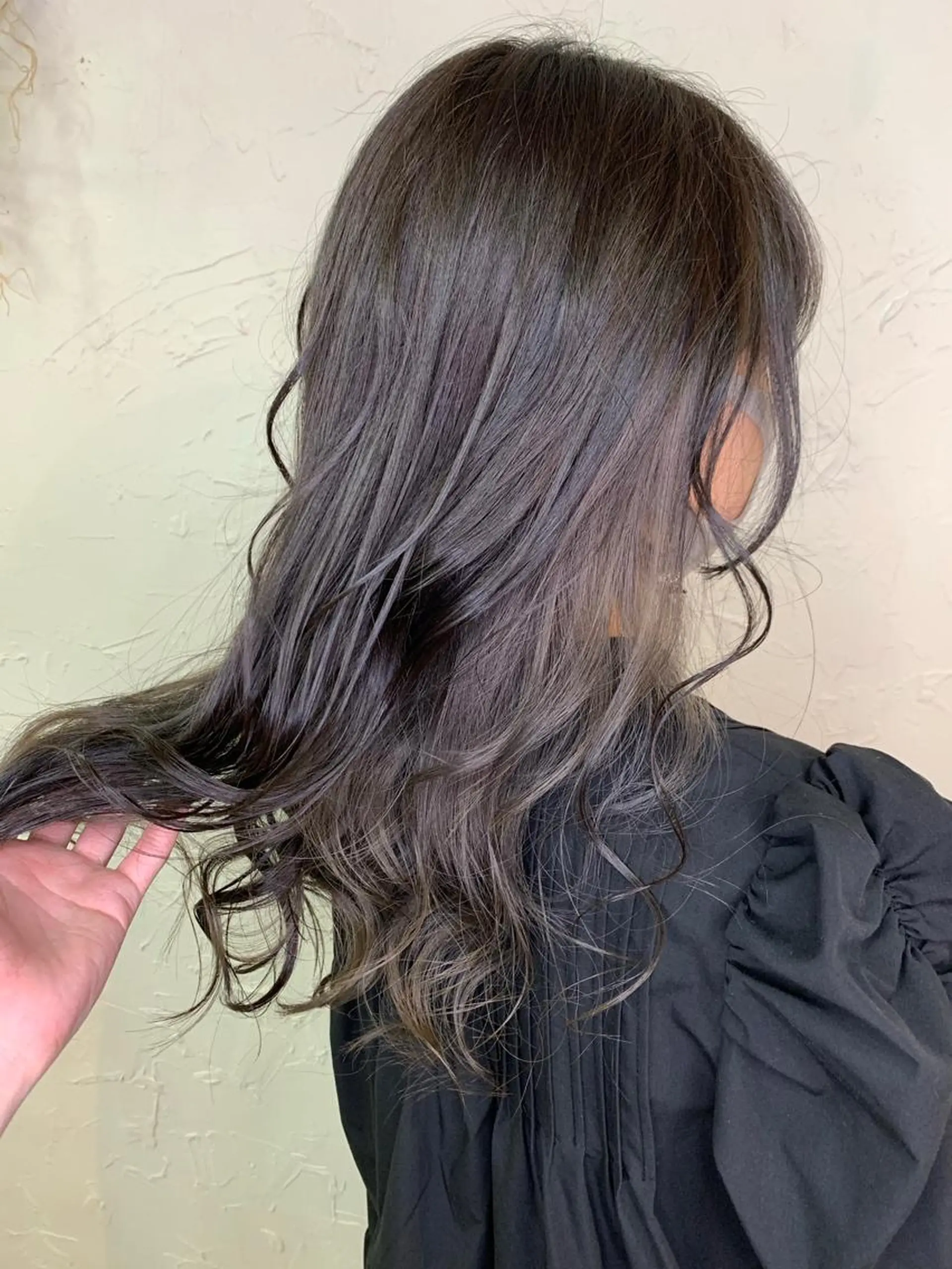 ロング 深沢 秀のヘアスタイル