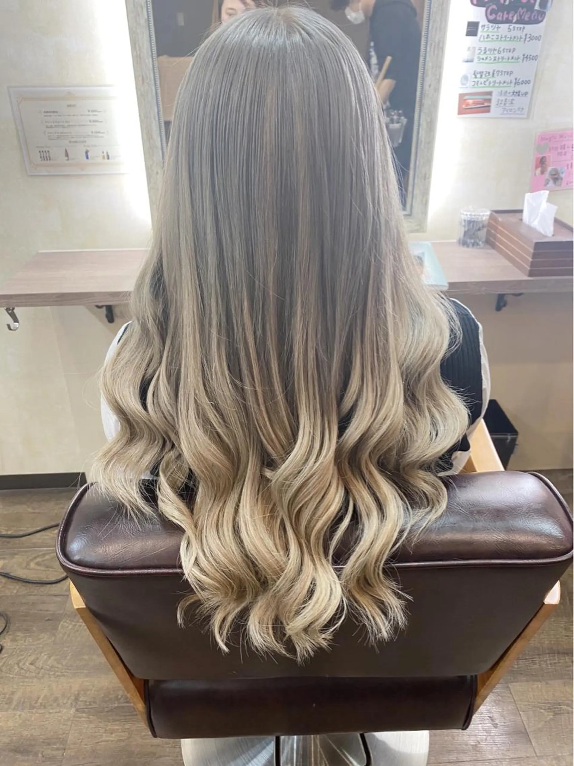 ロング ヘアアレンジ シールエクステ エクステ カット エクステ 田井中 悠紀のヘアスタイル