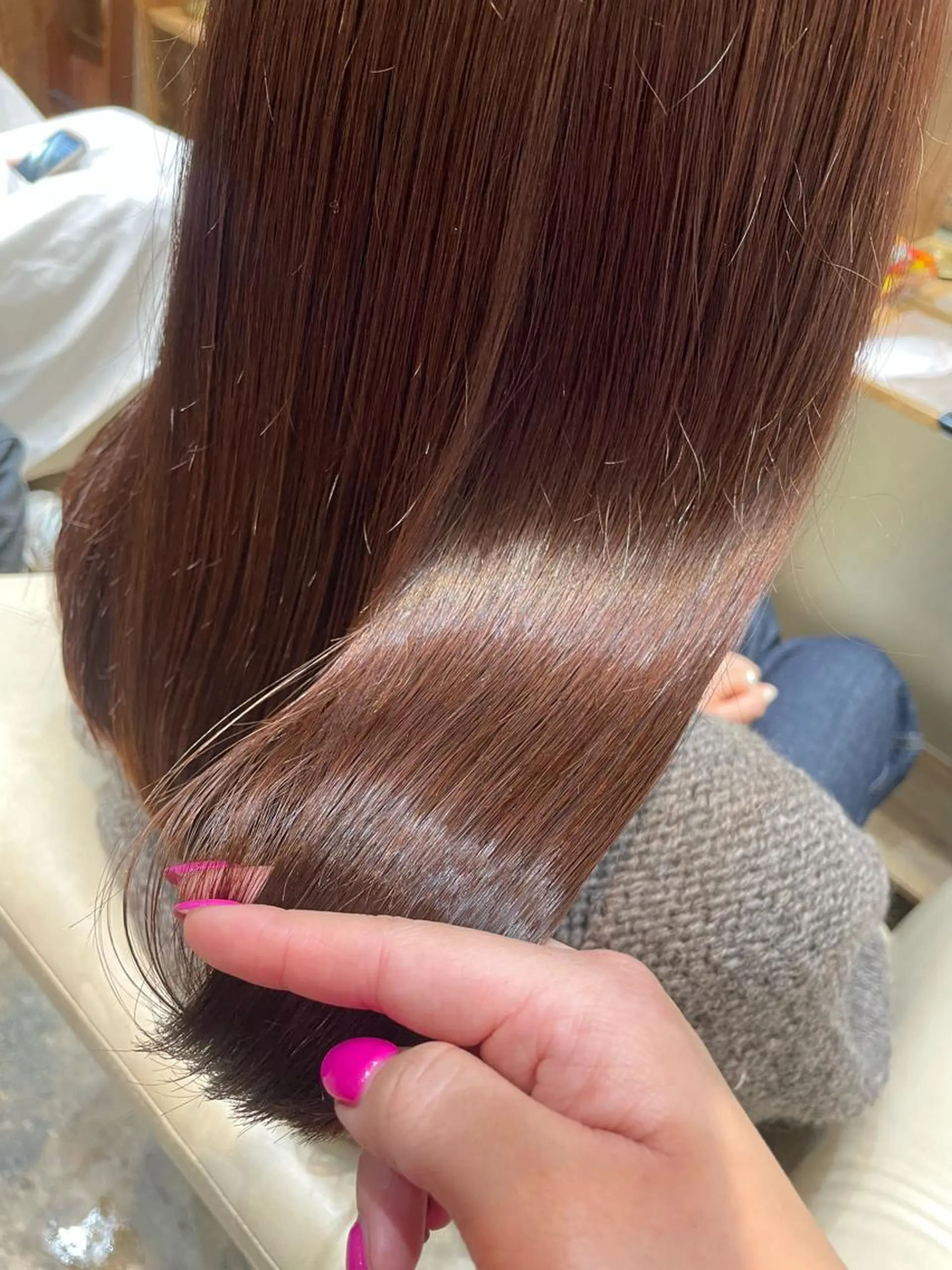 セミロング カラー ヘアカラー トリートメント 【完全個室】髪質改善 暖色カラー/山崎唯奈のヘアスタイル