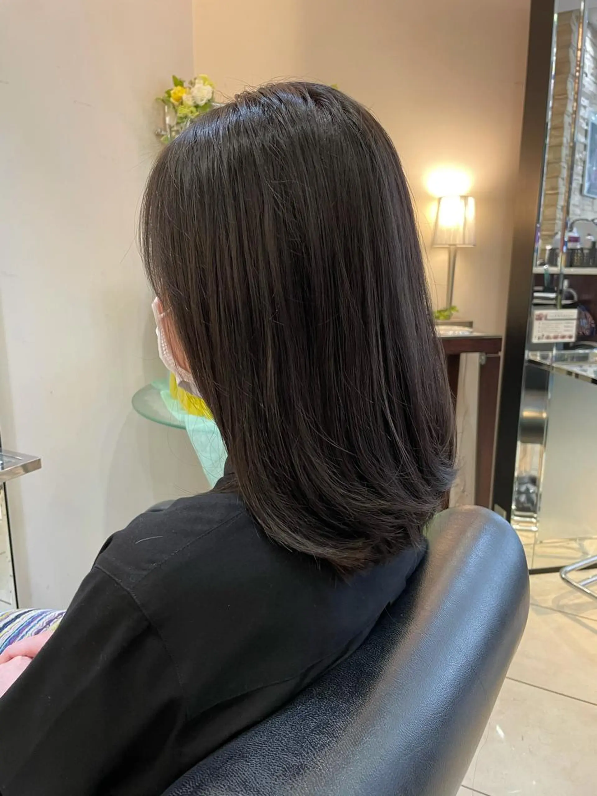 ミディアム ミナミ マキコのヘアスタイル