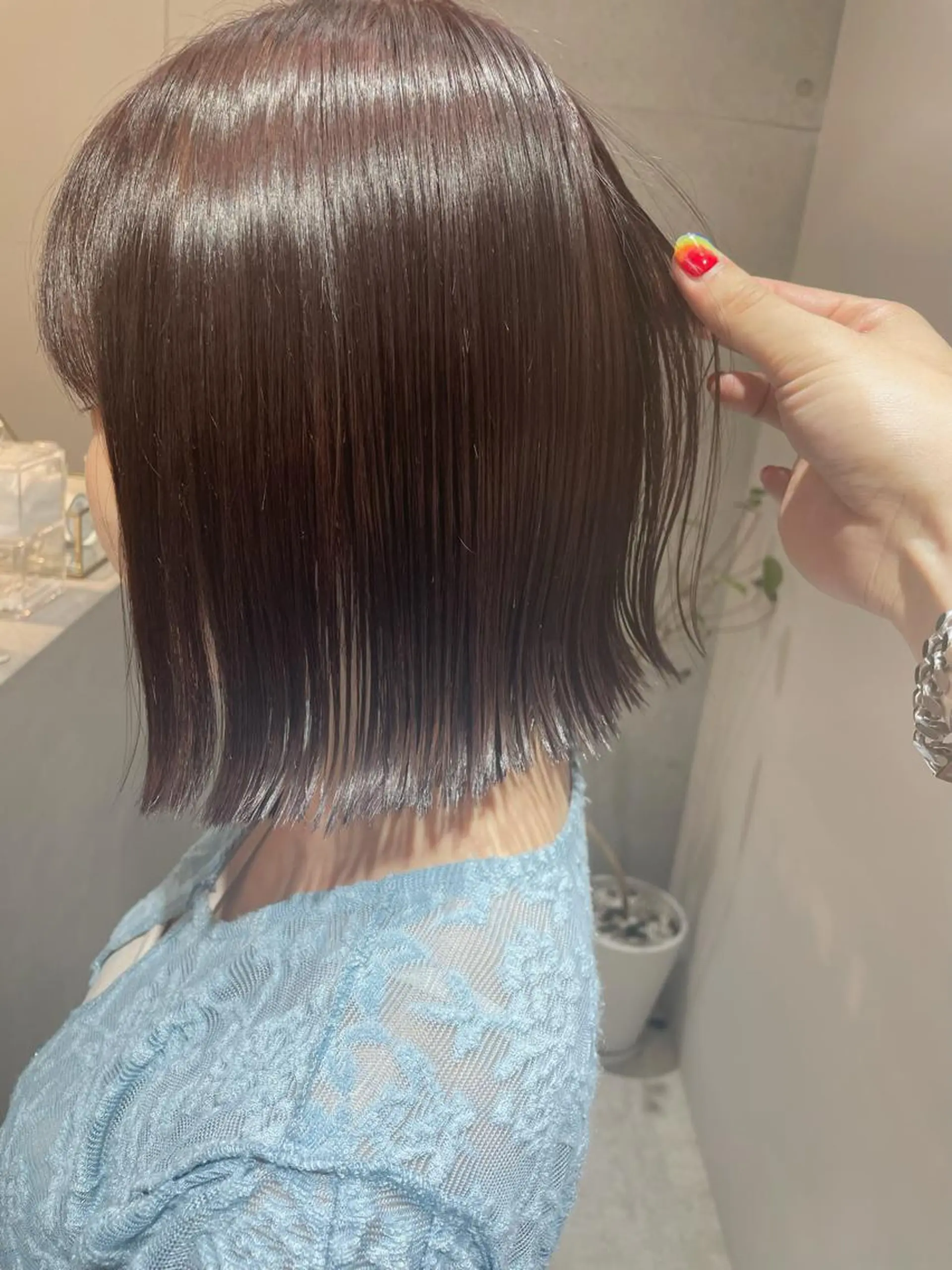 ショート カラー 透明感カラー SALOWIN銀座RAY ll所属・オオクラ マオのヘアスタイル