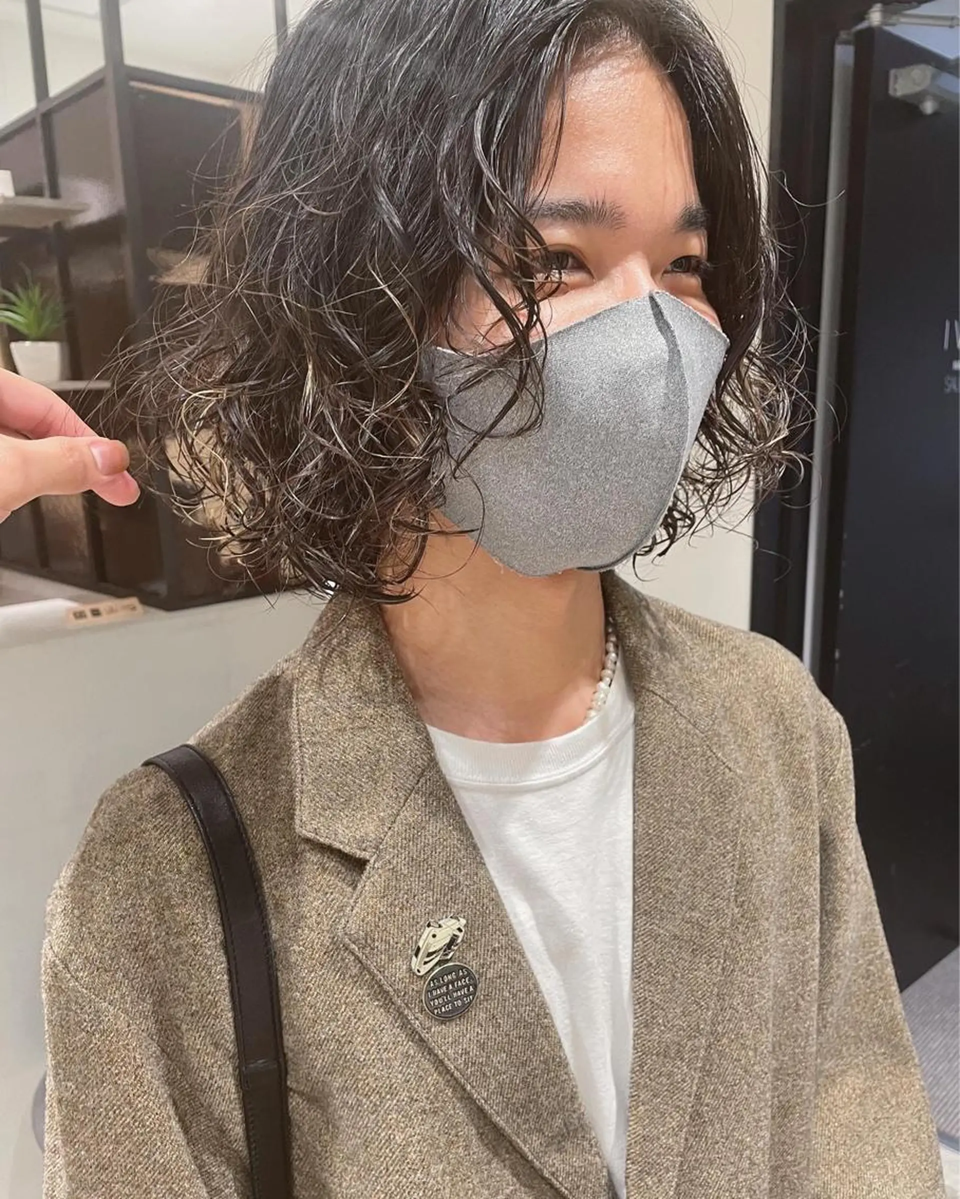 ミディアム パーマ メンズ ミディアムパーマ メンズパーマ ボブ カット パーマ トリートメント Loom.所属・村上雅人 ナチュラルモードのヘアスタイル