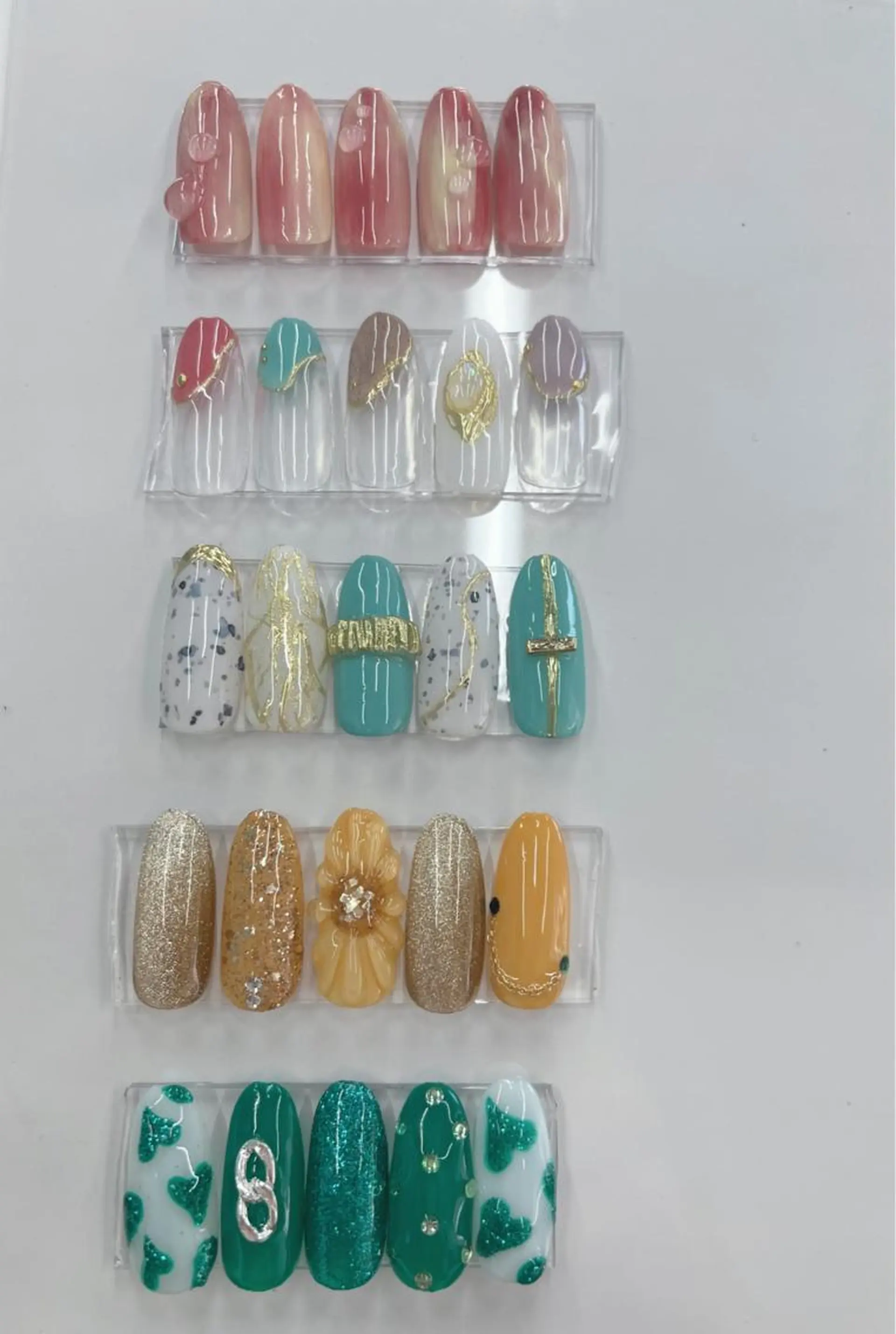 ネイル ハンドネイル Nail Salon agré所属・agré ネイルサロン　アグレのネイルデザイン