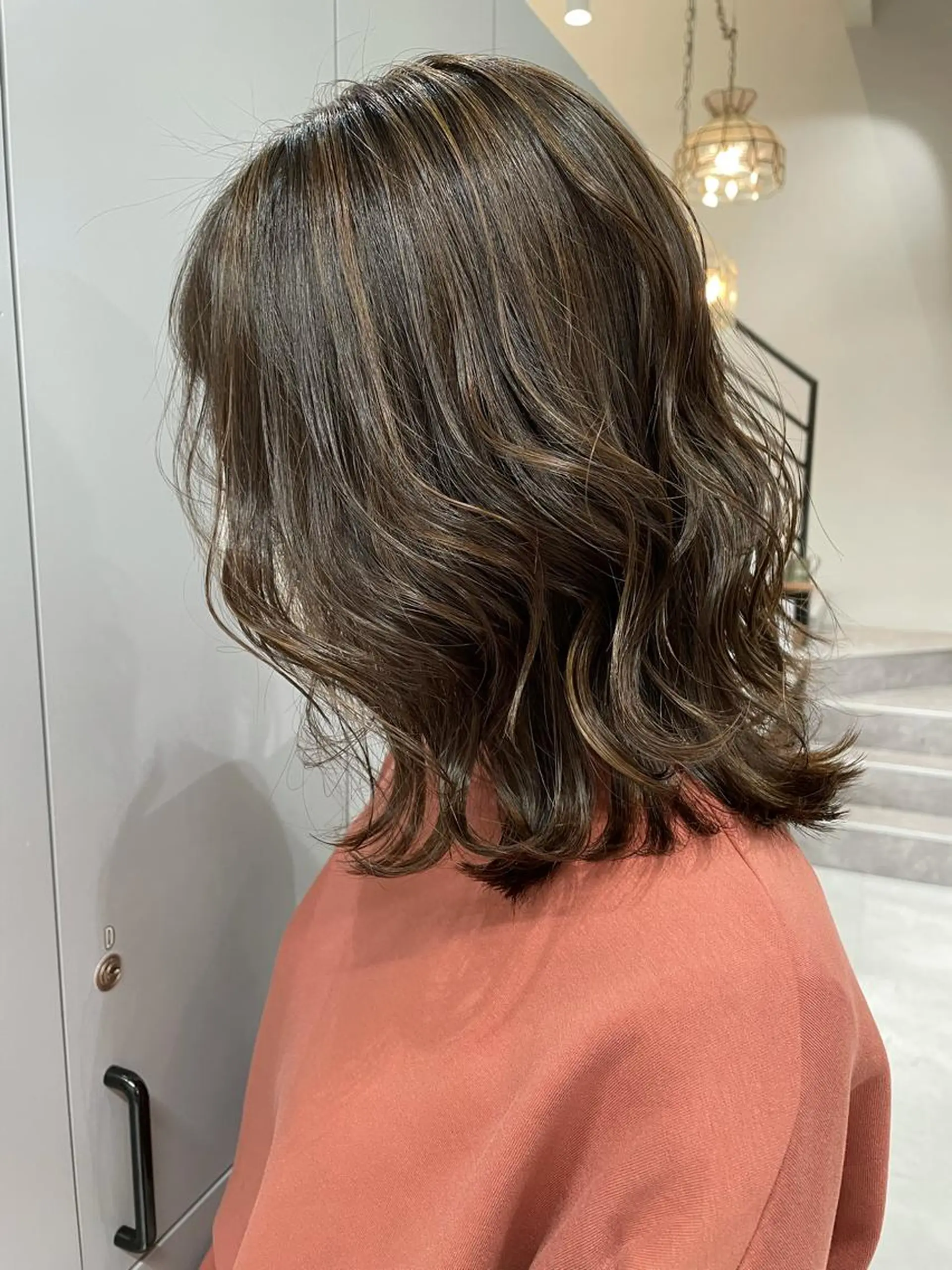 ミディアム カラー ハイライトカラー ハイライト カット ヘアカラー トリートメント volta∞knot所属・狩野 羅夢のヘアスタイル