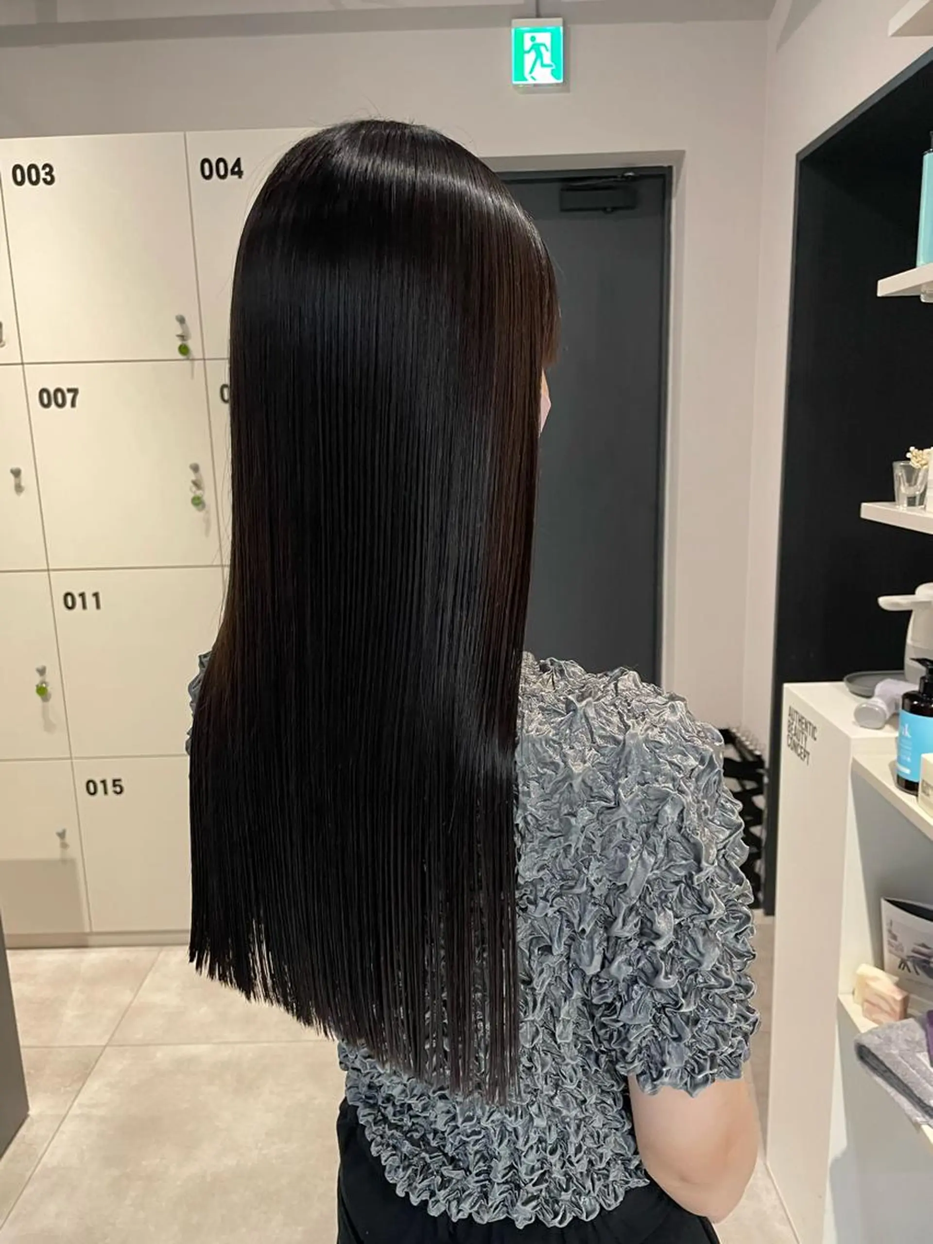 ロング 酸性ストレート 縮毛矯正 トリートメント ブリーチ👩‍🦳/ ‪✂︎MANAMIのヘアスタイル