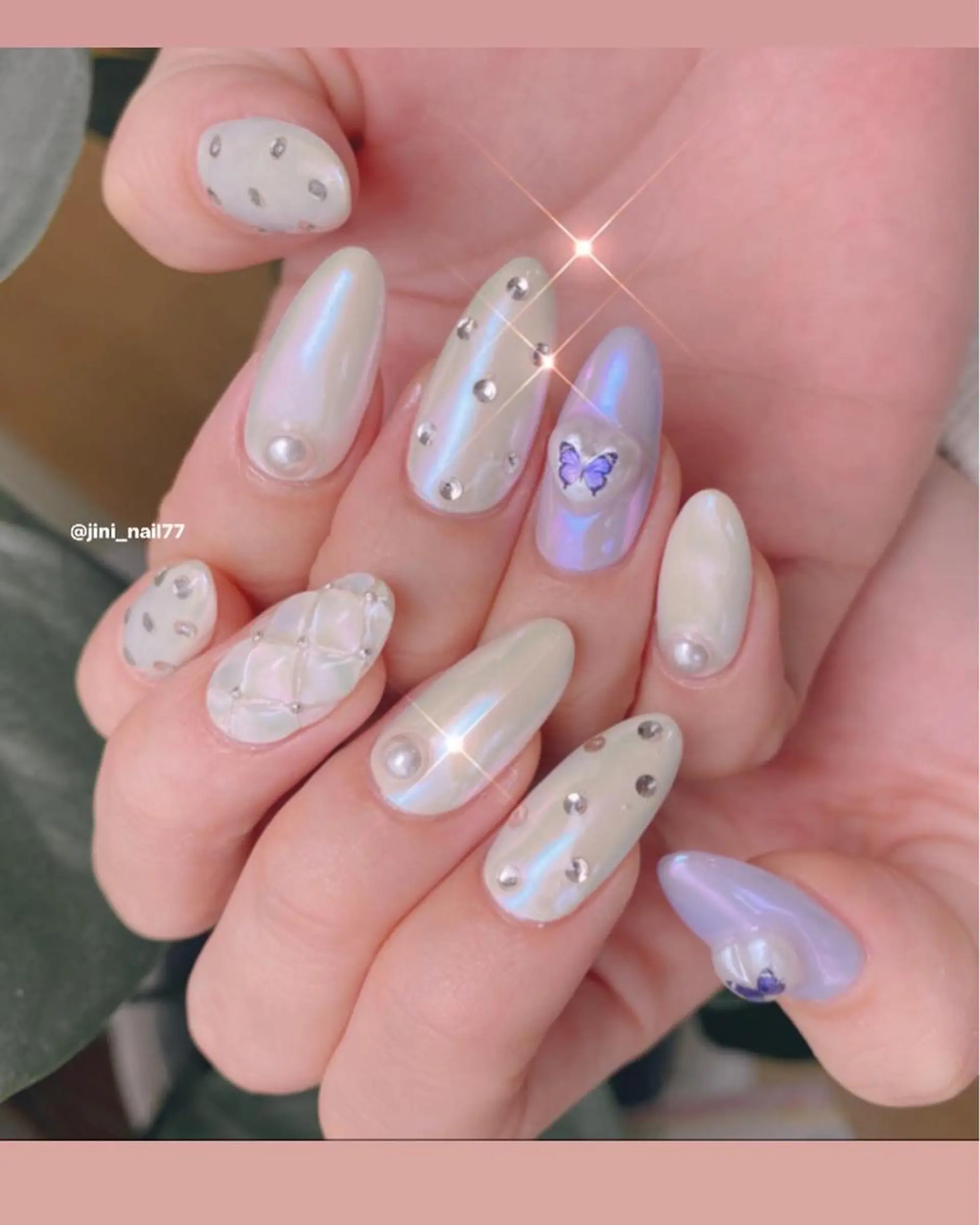 ネイル JINI NAIL所属・ジニ ネイルのネイルデザイン