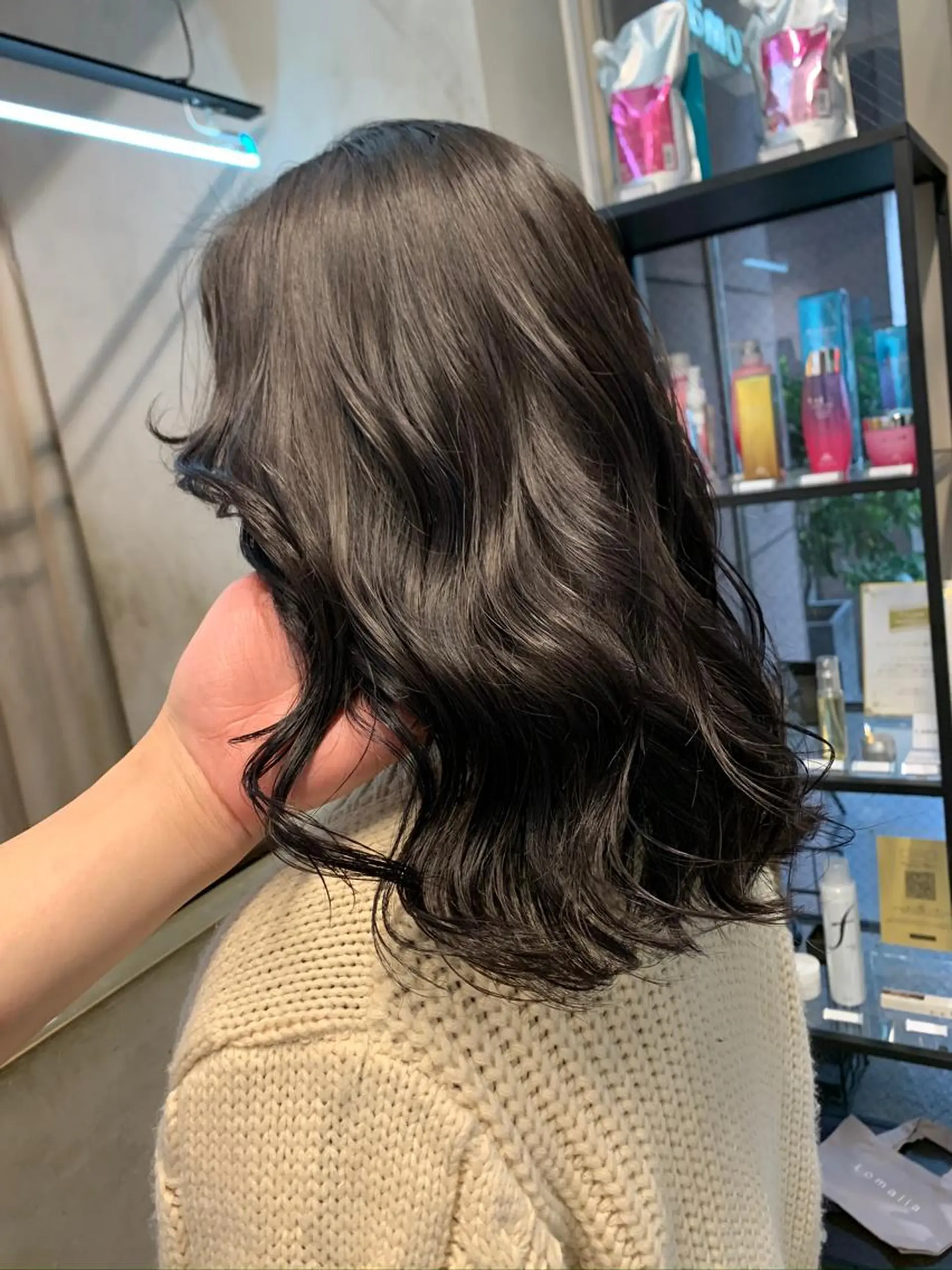 ミディアム カラー マツエク・マツパ カット ヘアカラー トリートメント ハイトーン&暗髪🔥 表参道二刀流マエダのヘアスタイル