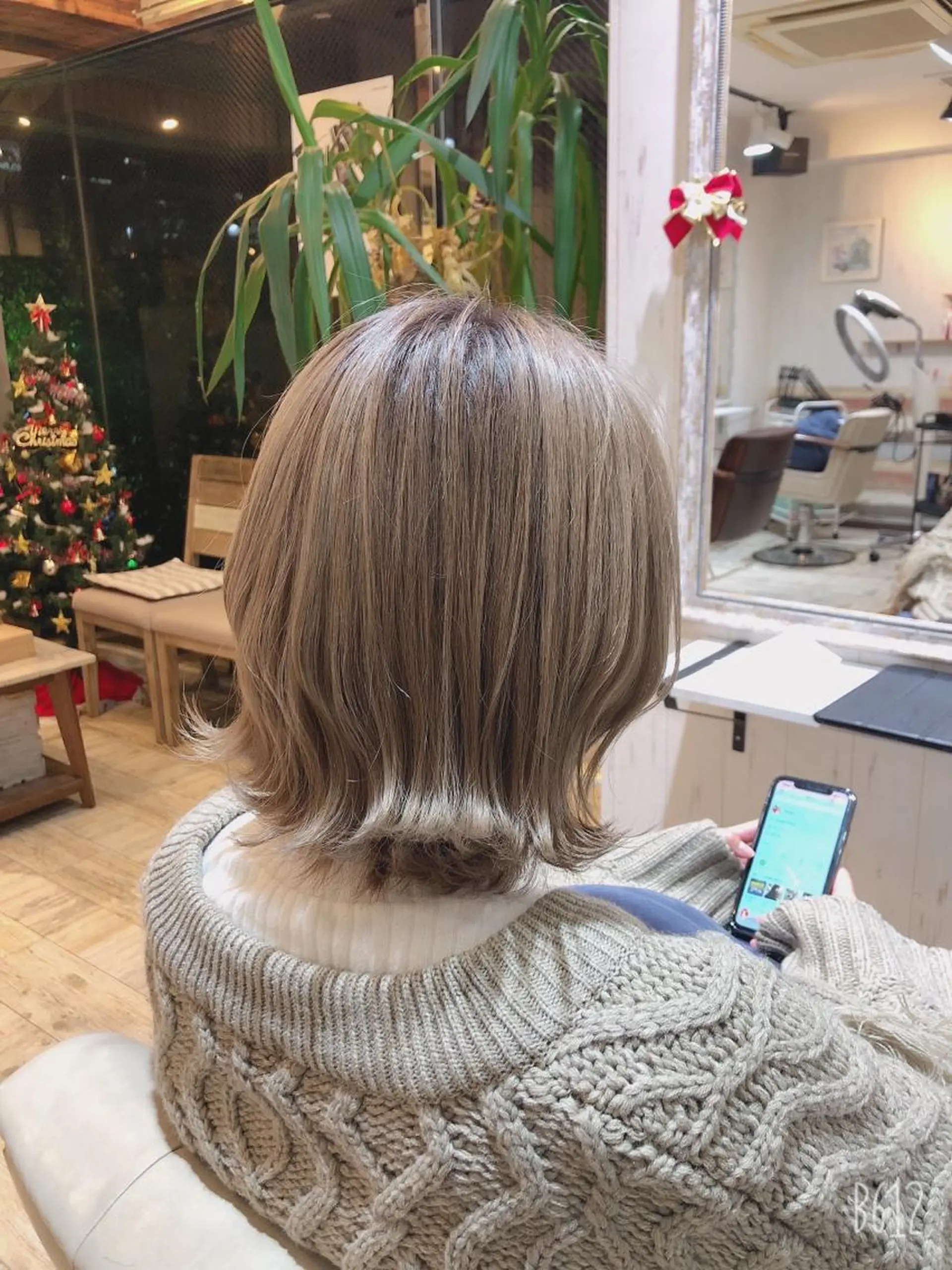 ミディアム カラー ヘアカラー トリートメント 【垢抜け大人髪】 TIARA西山のヘアスタイル