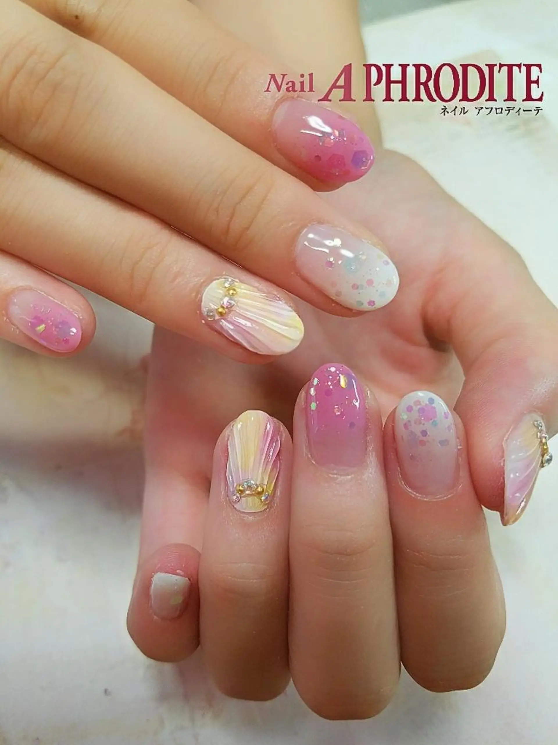 ネイル Nail  Aphroditeのネイルデザイン