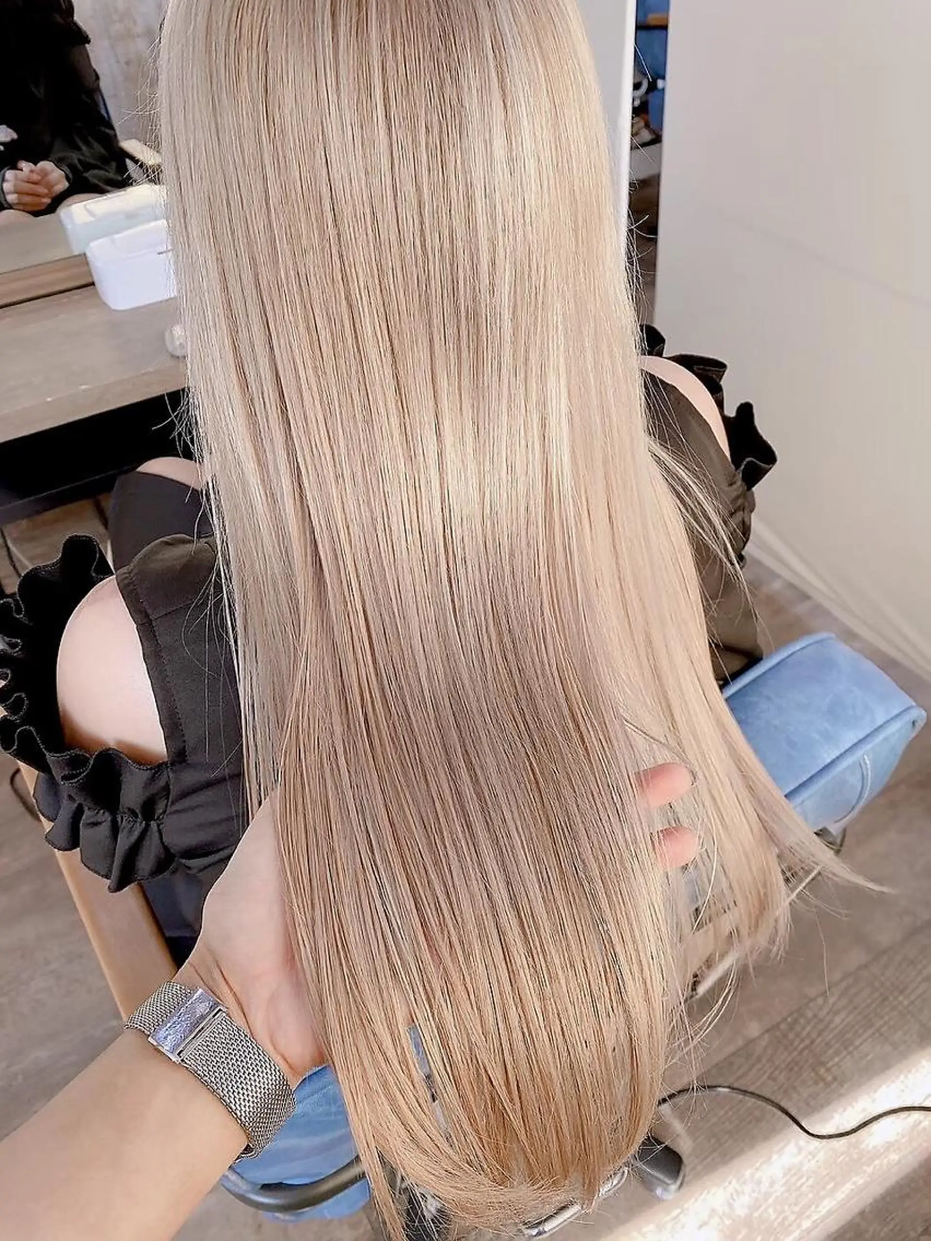 ロング ヘアカラー Trip 大名🌟 ブリーチなしカラーのヘアスタイル