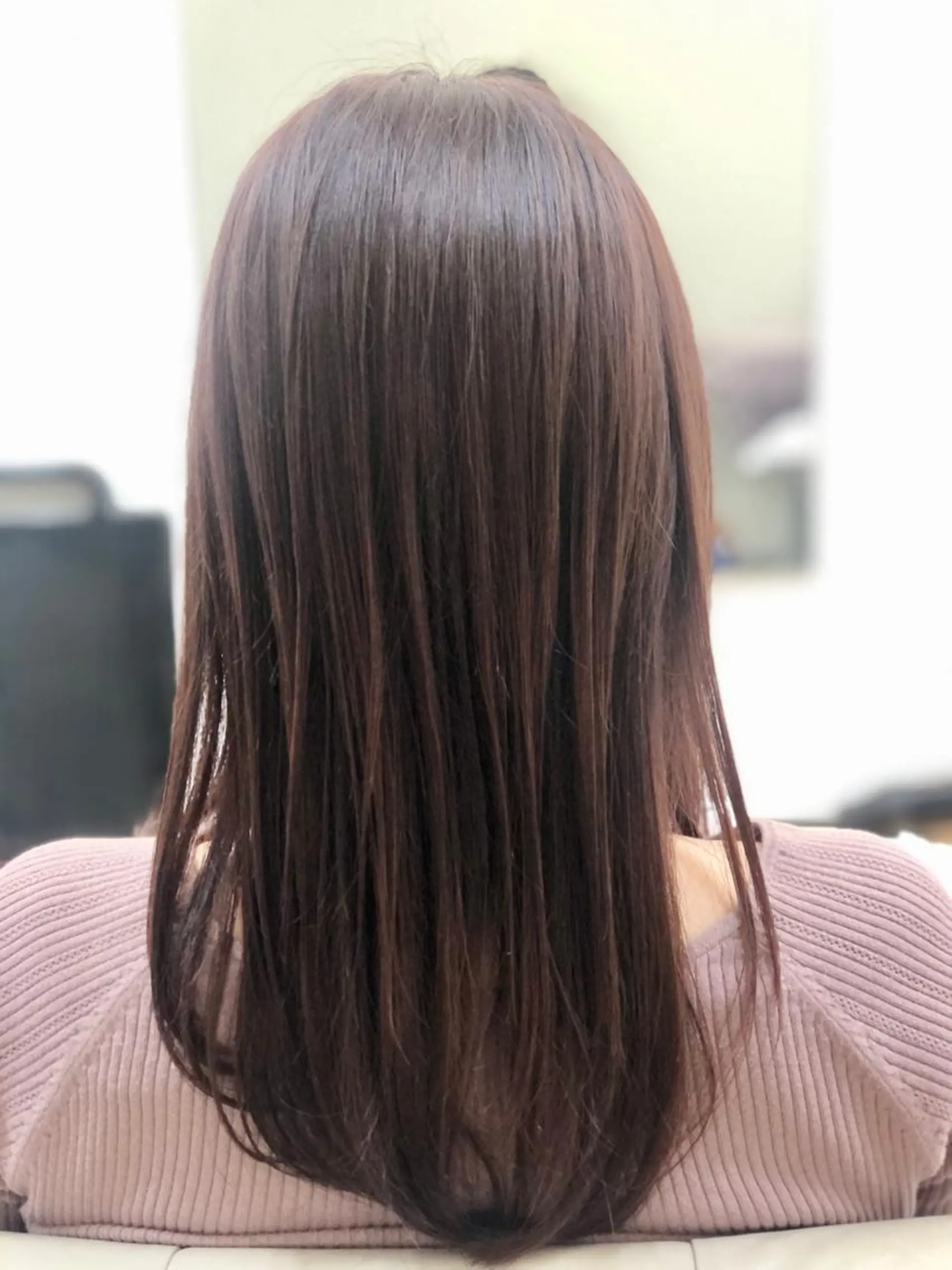 ミディアム パープルカラー H by Real meのヘアスタイル