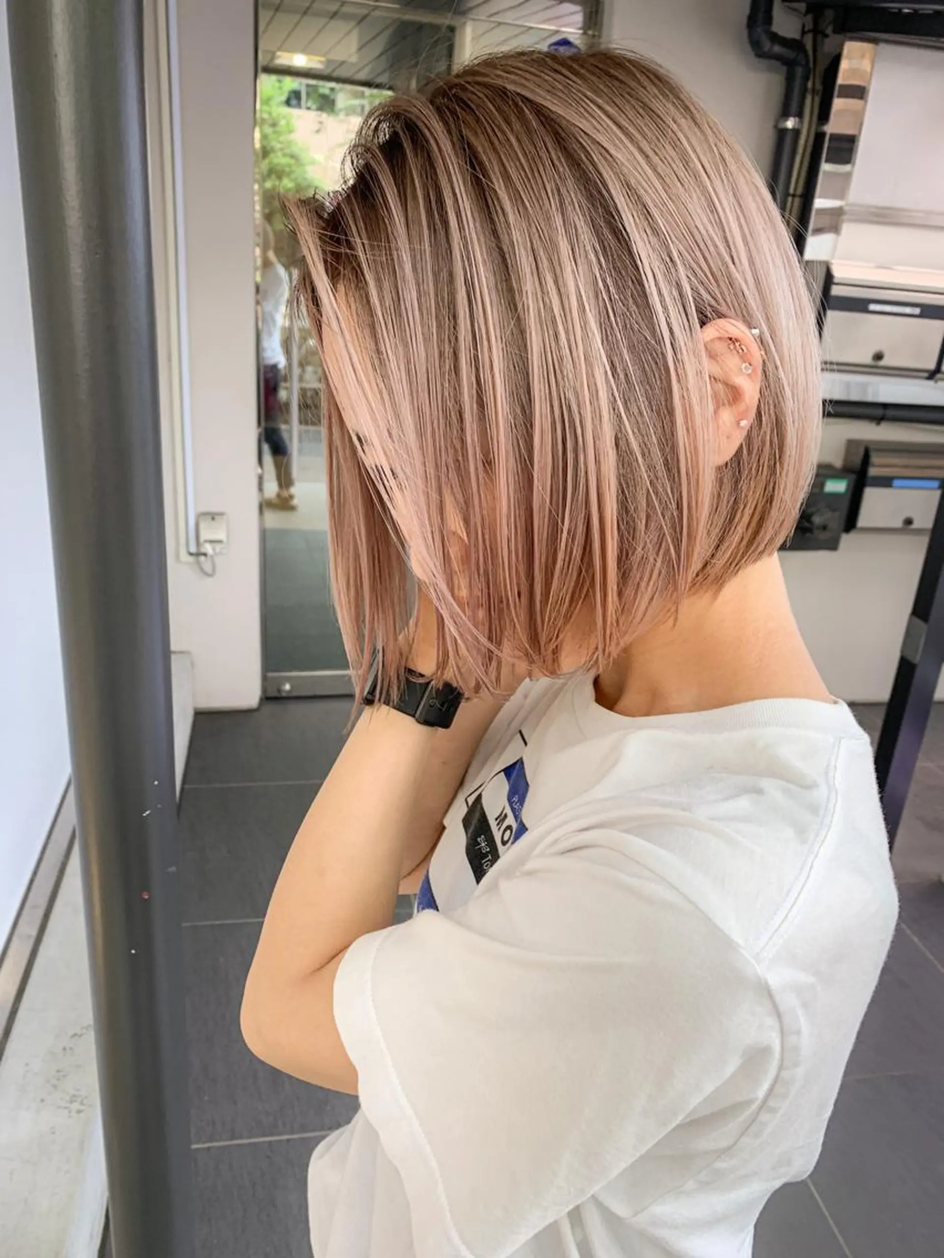 ショート ✂️大人のデザイン vivid✂️のヘアスタイル