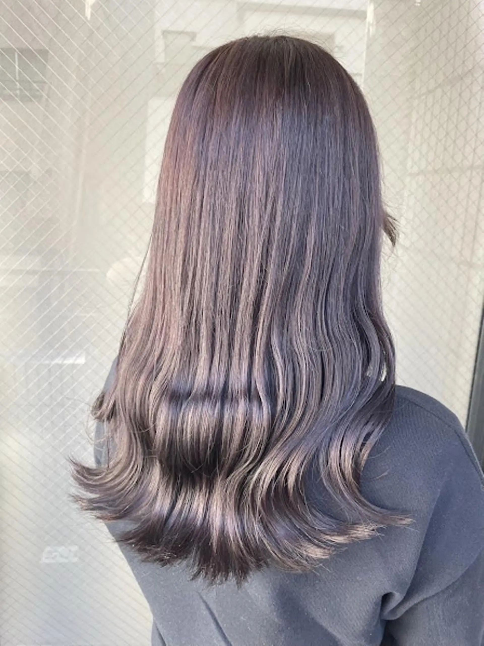 カラー 🪞official FRUITS渋谷🩰のヘアスタイル