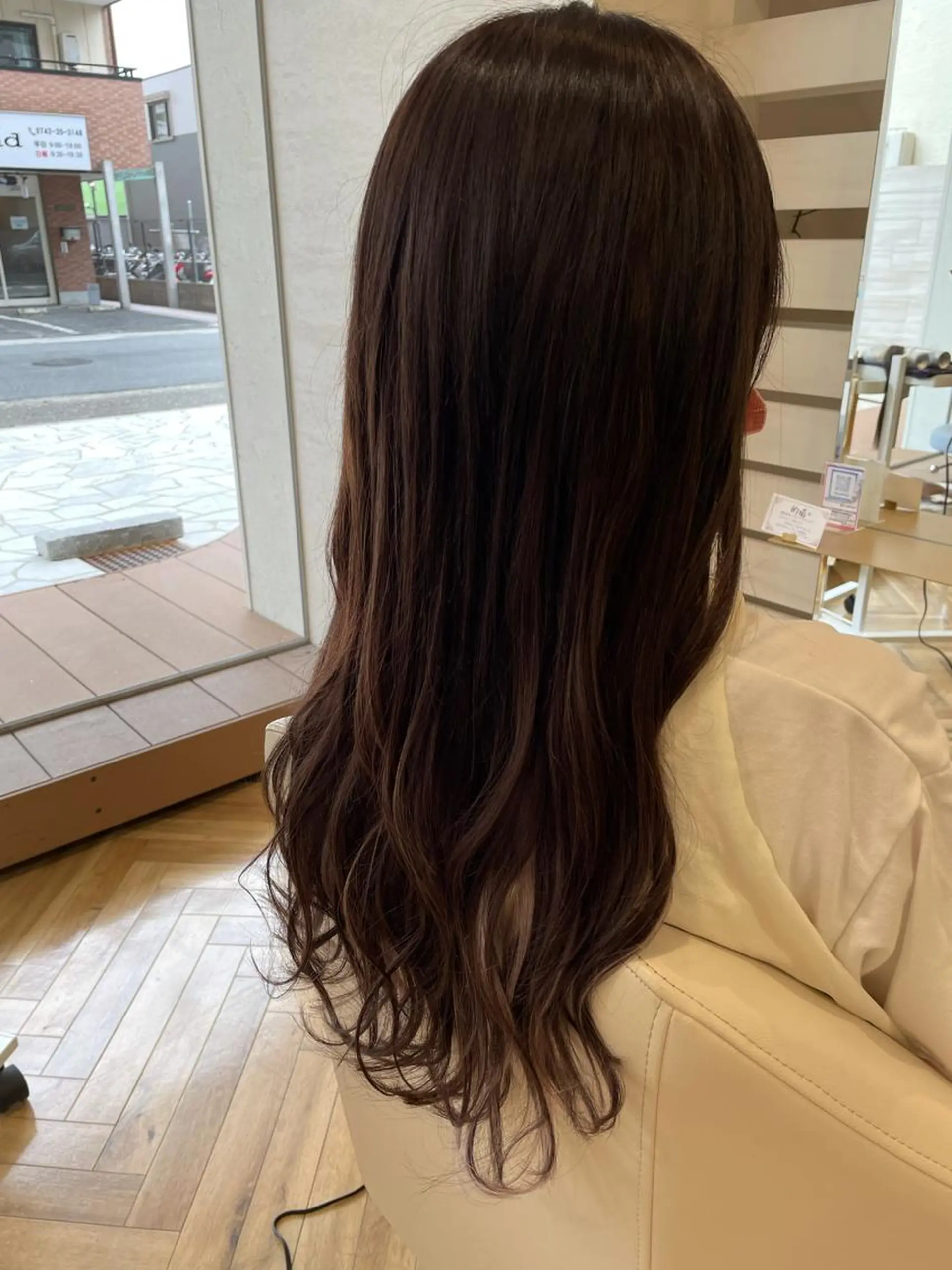 ロング オーロ西大寺所属・松永 夏のヘアスタイル