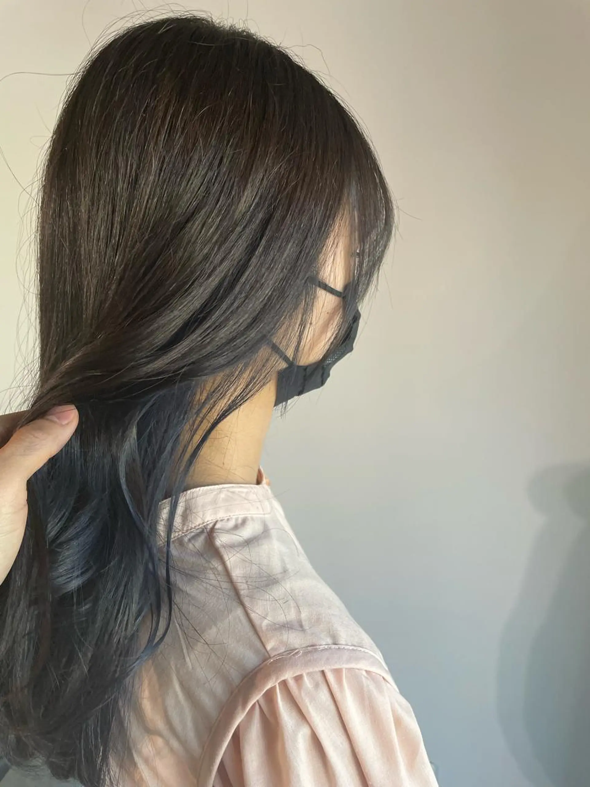 ミディアム カラー La fith hair ray 札幌店所属・顔まわり/W カラー/リョウのヘアスタイル