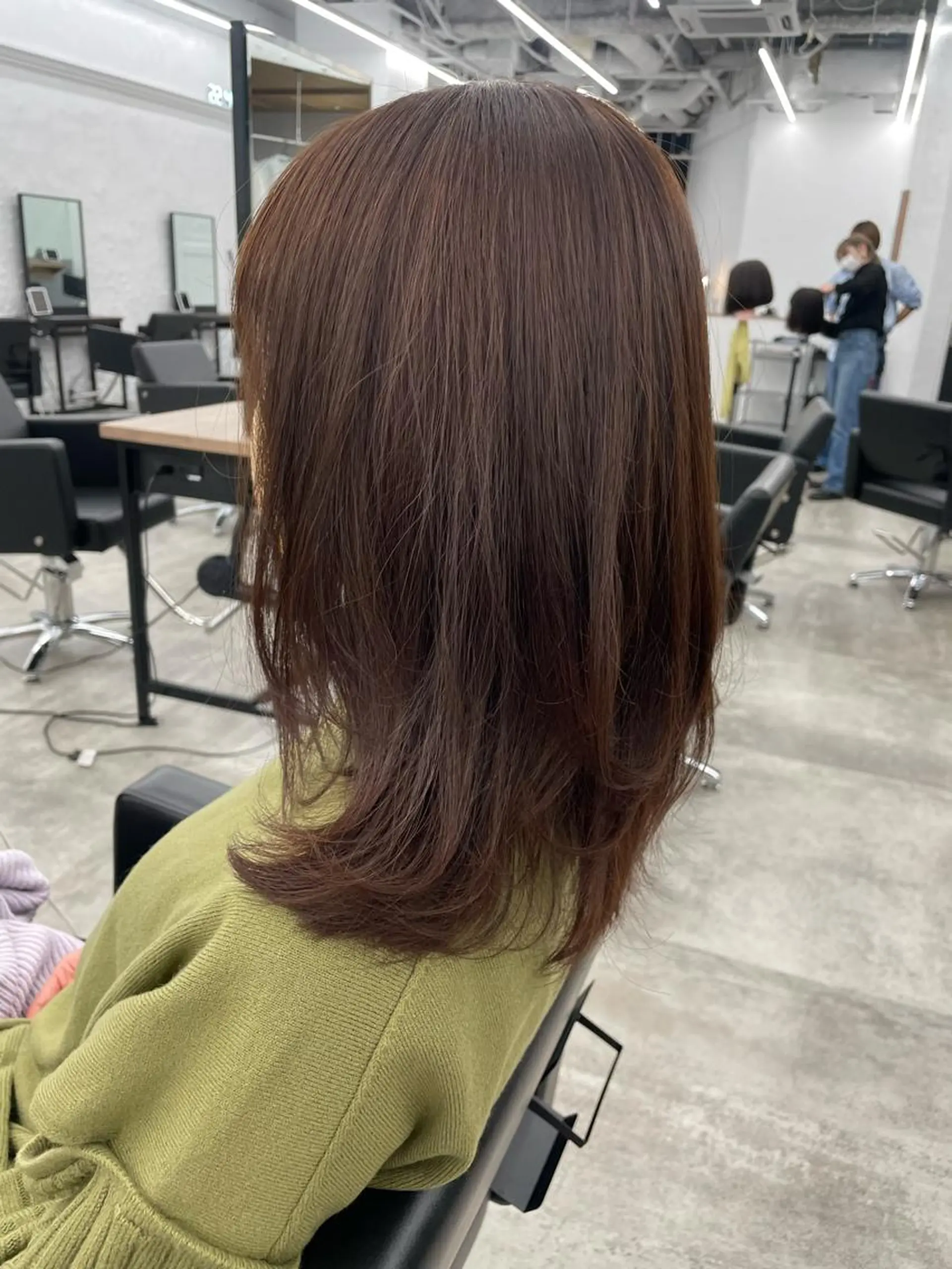 ミディアム カラー ベージュカラー OAK 学芸大学所属・秋葉萌　透明感カラー /レイヤー/ボブ♡のヘアスタイル