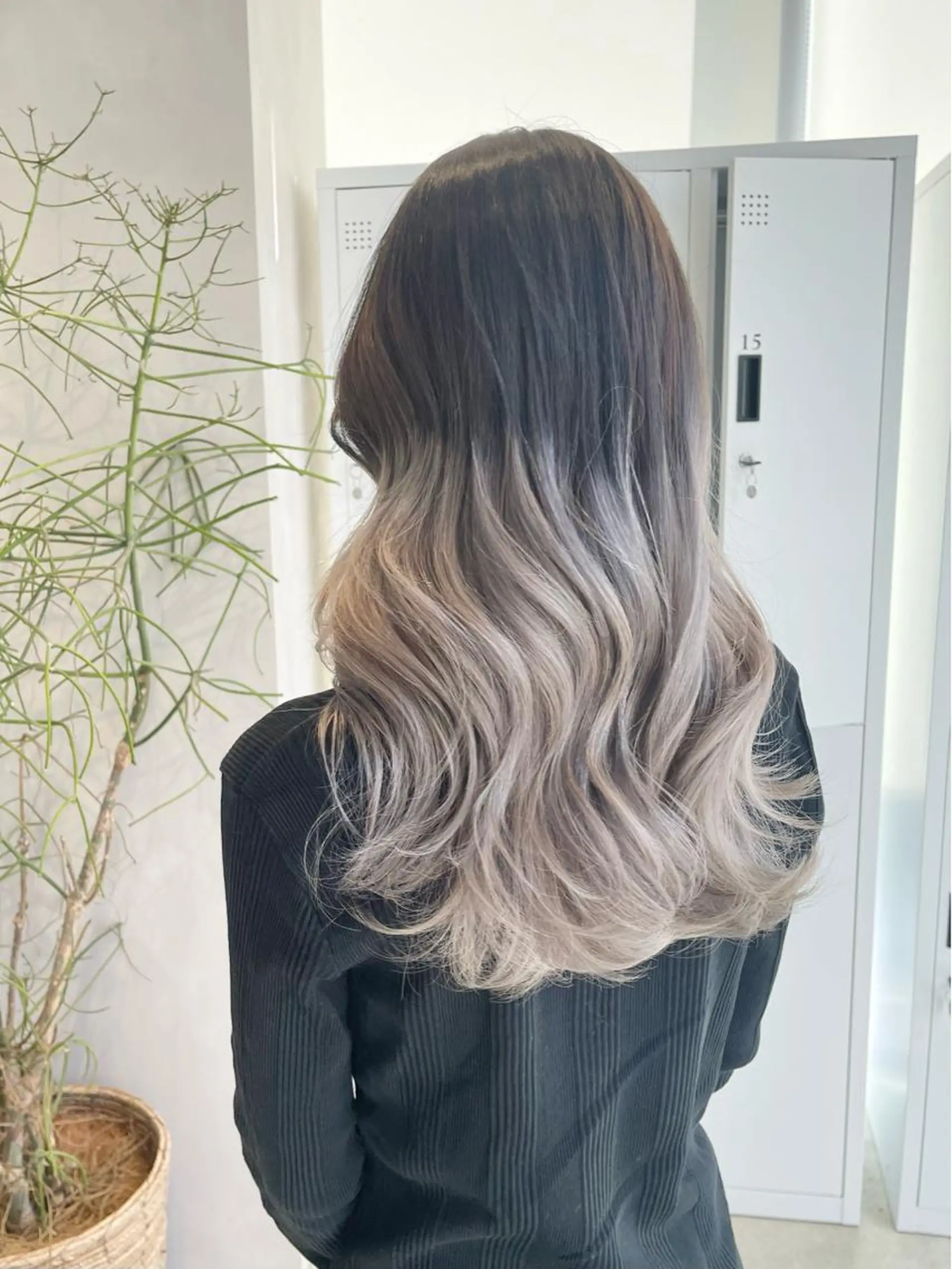 ロング カラー 🦋レイヤーカット ミドリカワ🦋のヘアスタイル