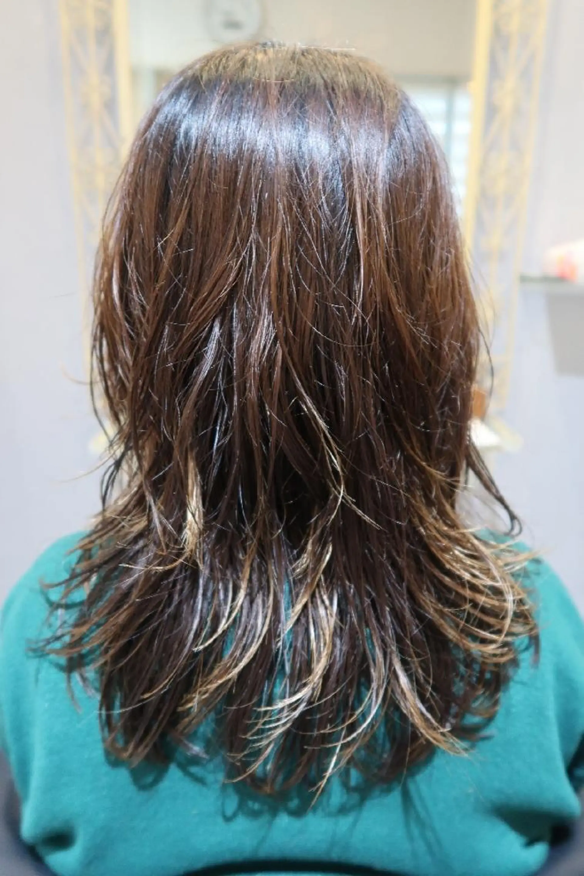 ミディアム パーマ tenny調布 いしまつのヘアスタイル