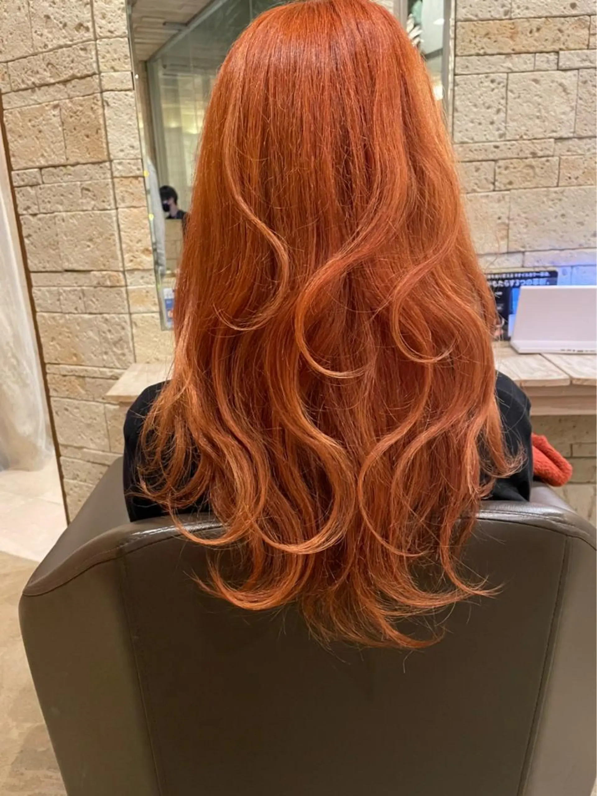 ロング カラー オレンジ ヘアカラー 小塚 和眞のヘアスタイル