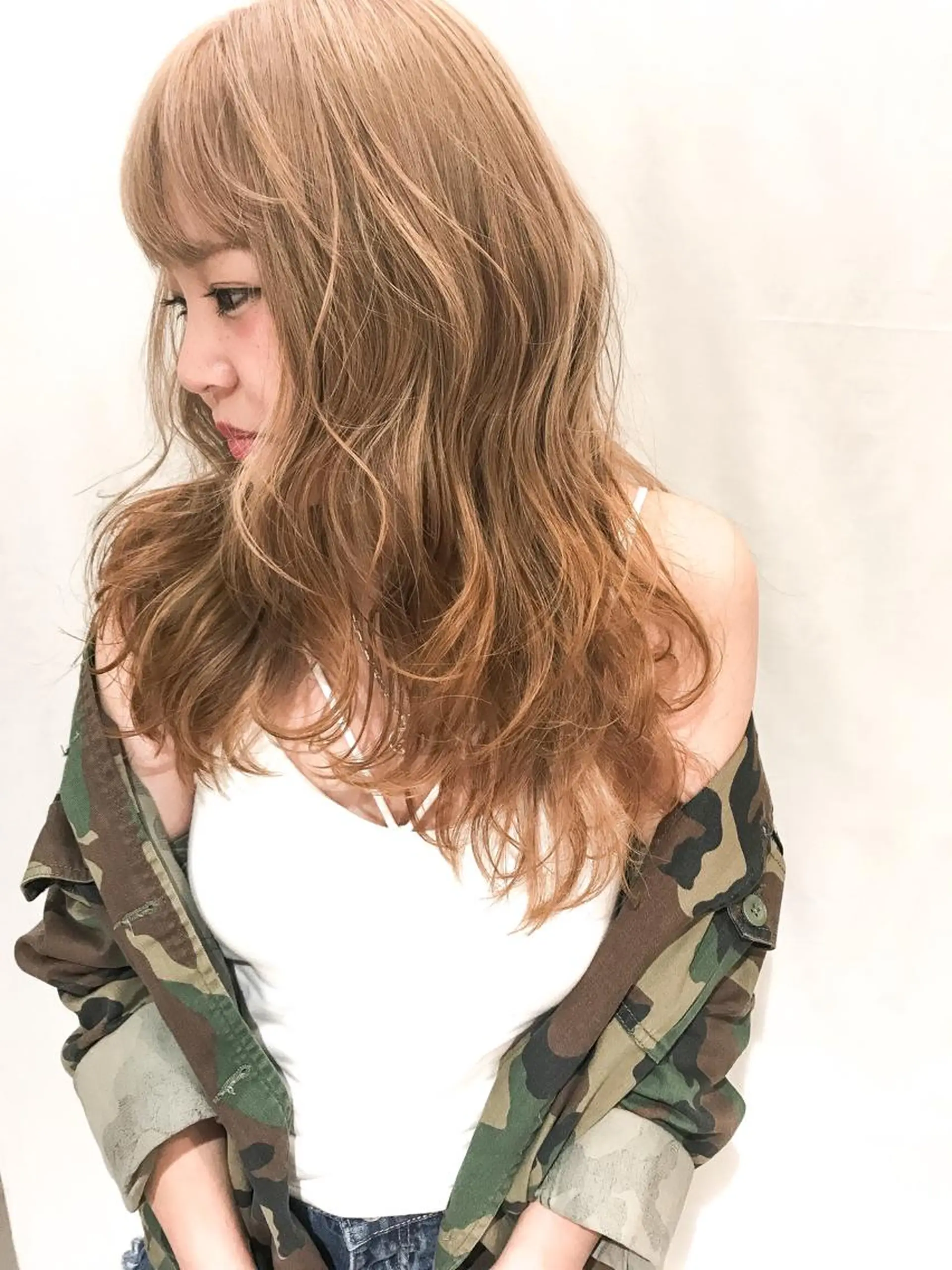 ロング カラー ベージュカラー ダブルカラー 🇨🇳ワンホンヘア 下田鉄也のヘアスタイル