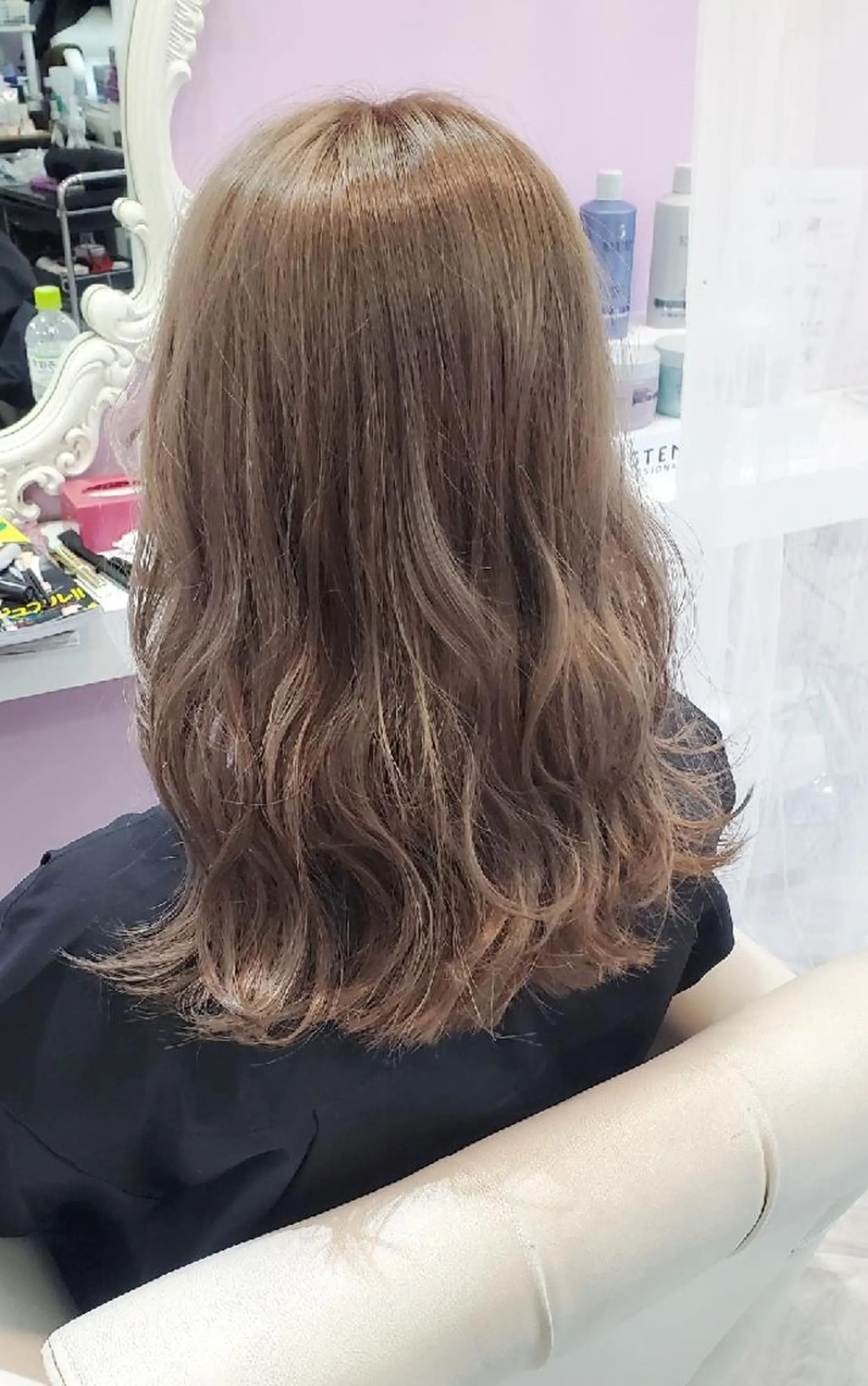 セミロング カラー ヘアアレンジ ベージュカラー シルバー シルバーベージュ ナカシマ  アユミのヘアスタイル