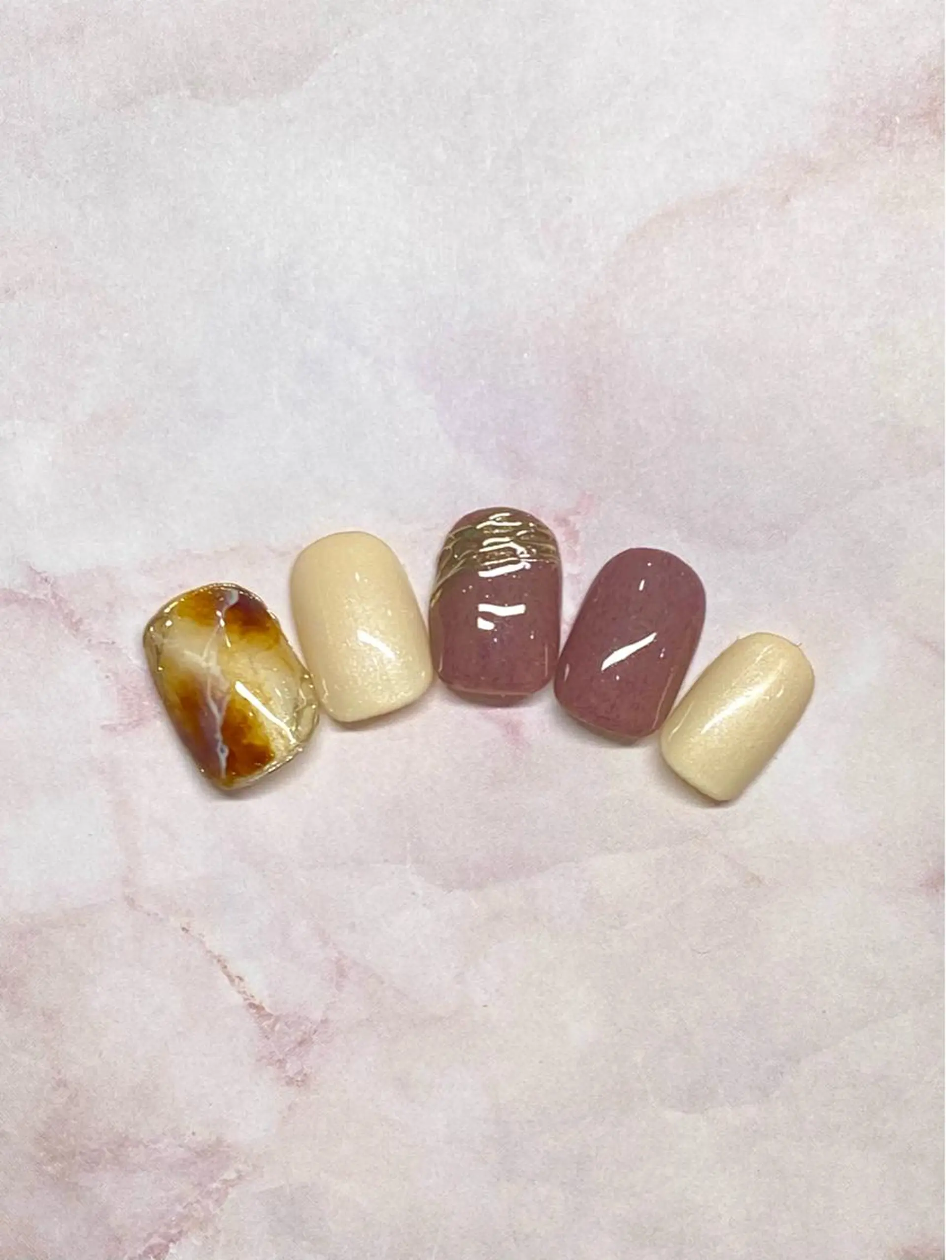 ネイル アートネイル ジェルネイル ミラーネイル パラジェル 夏ネイル Nail&eye Belire 新宿のネイルデザイン