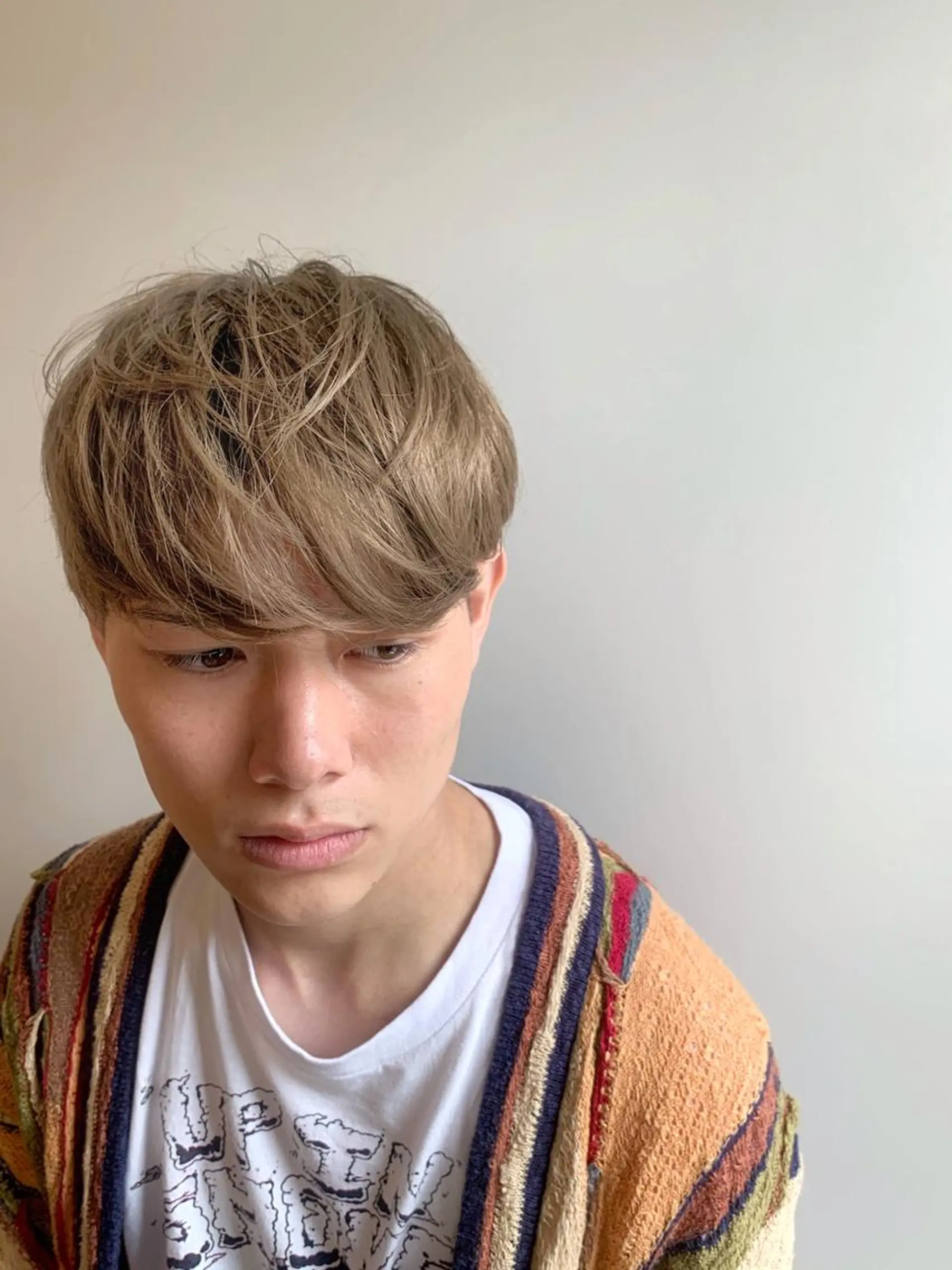 ショート カラー メンズ マッシュ ショートヘア カット ヘアカラー メンズStylist 山根慧のヘアスタイル